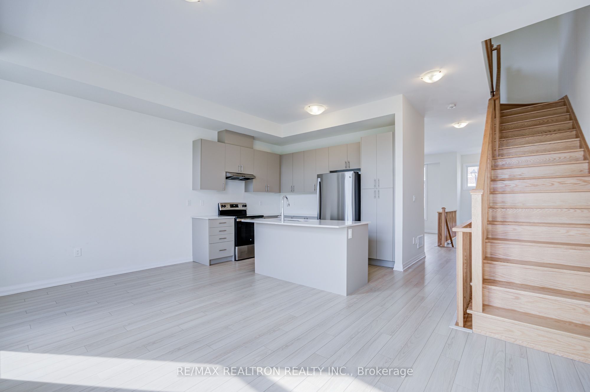 31 Millman Lane Property Photo 15