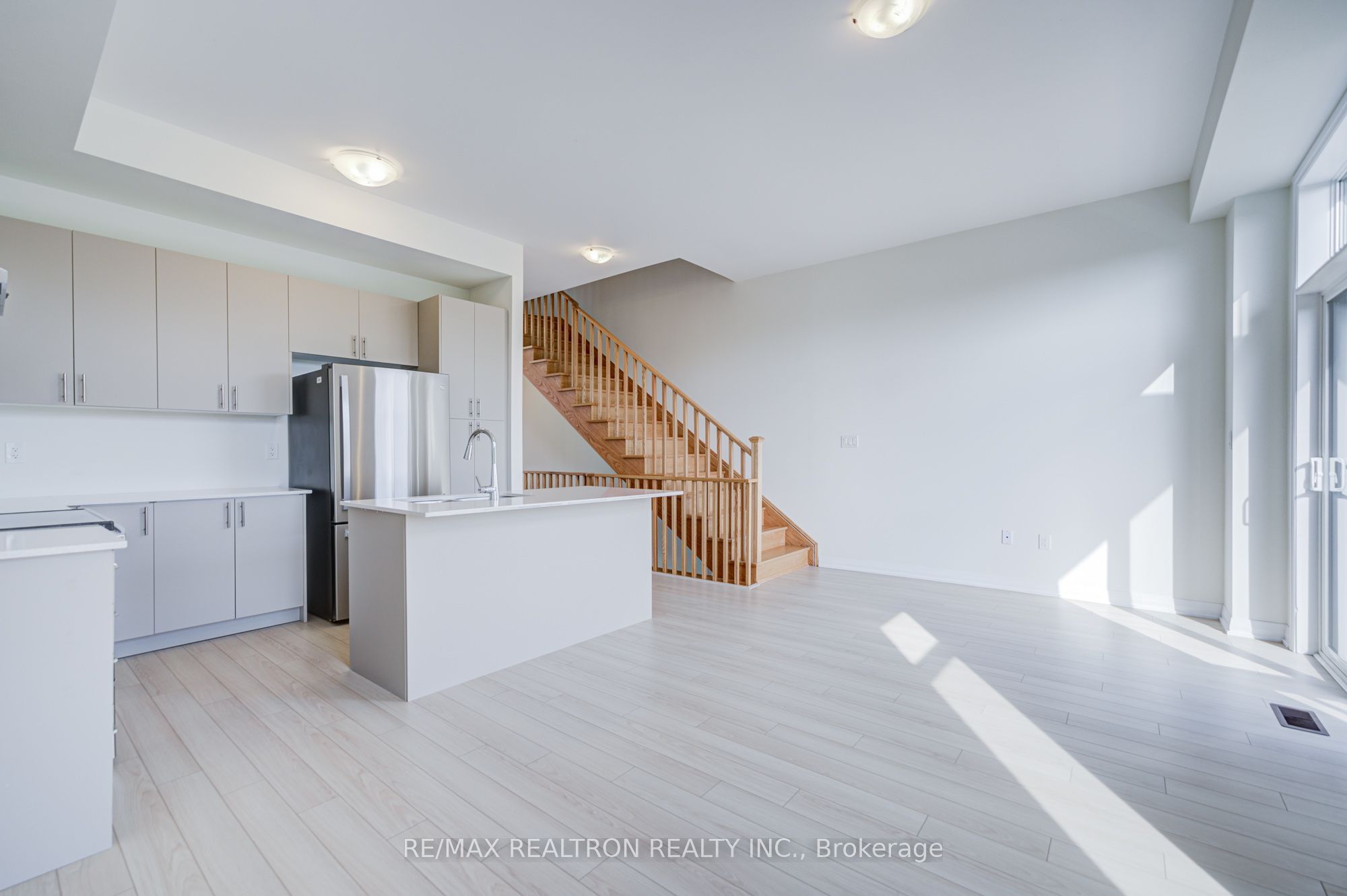 31 Millman Lane Property Photo 16