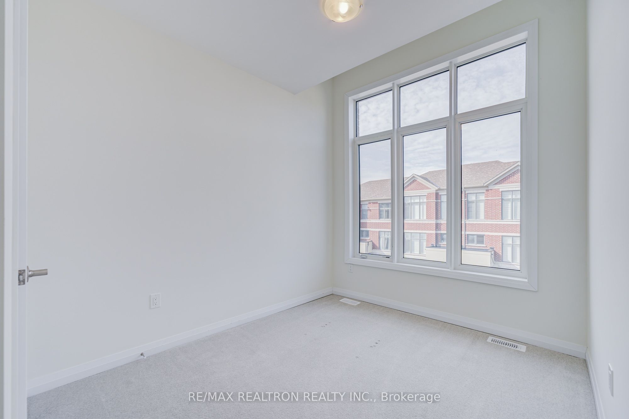 31 Millman Lane Property Photo 21