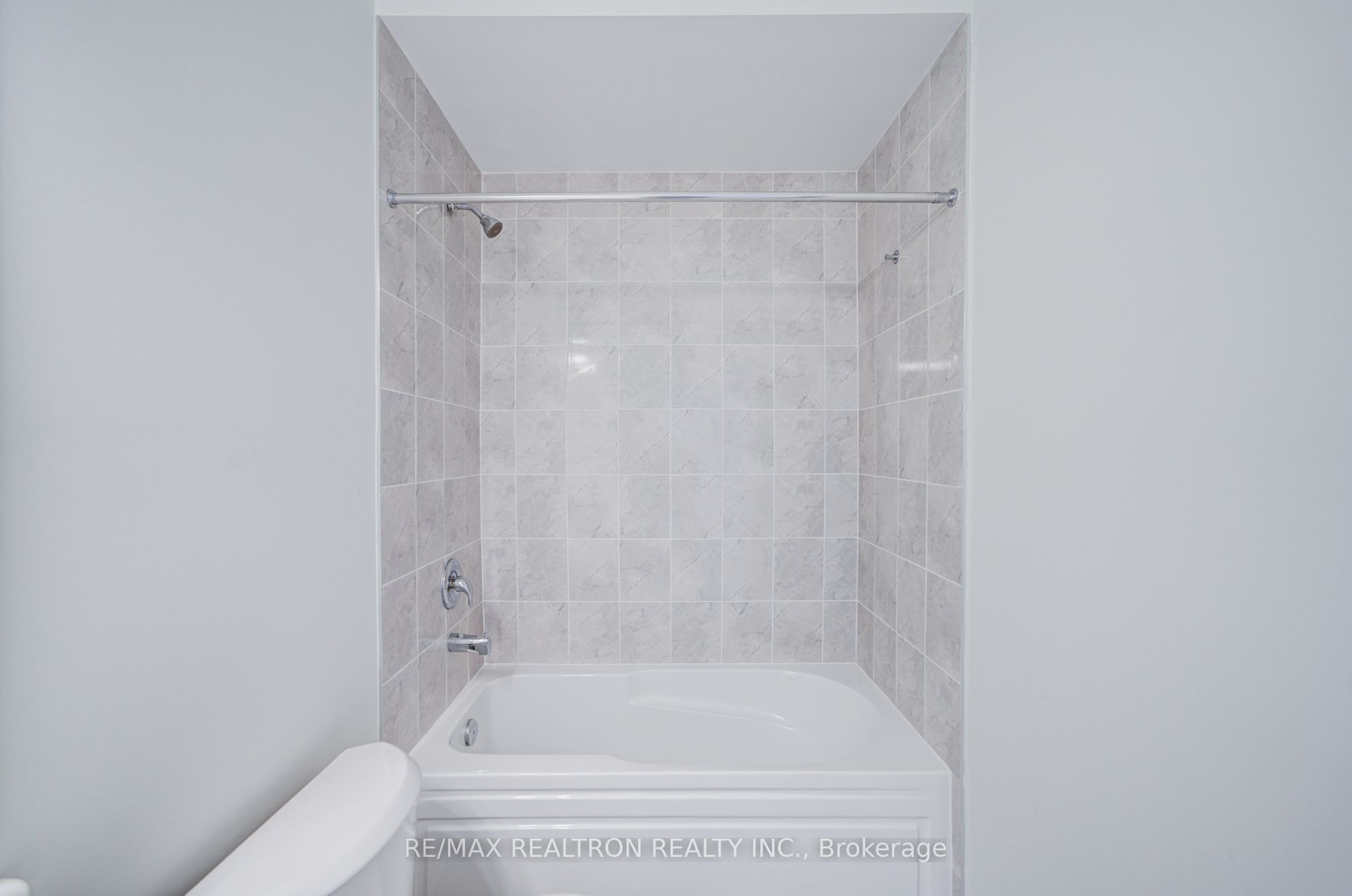 31 Millman Lane Property Photo 25