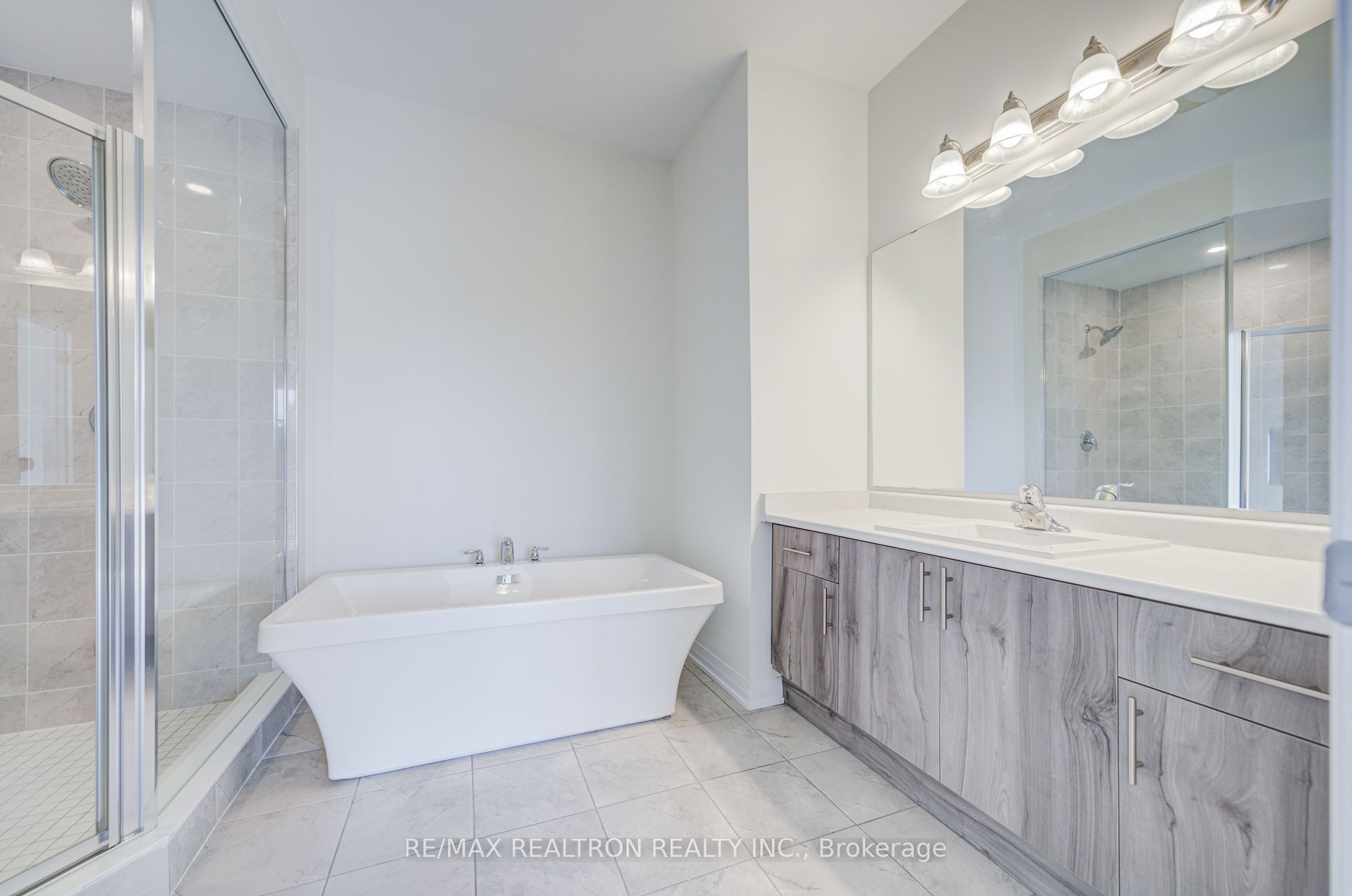 31 Millman Lane Property Photo 29