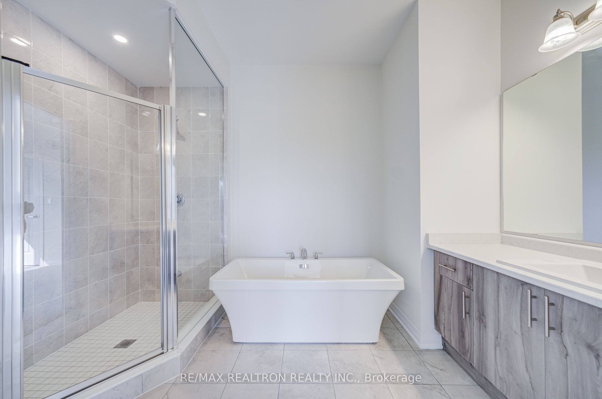 31 Millman Lane Property Photo 30