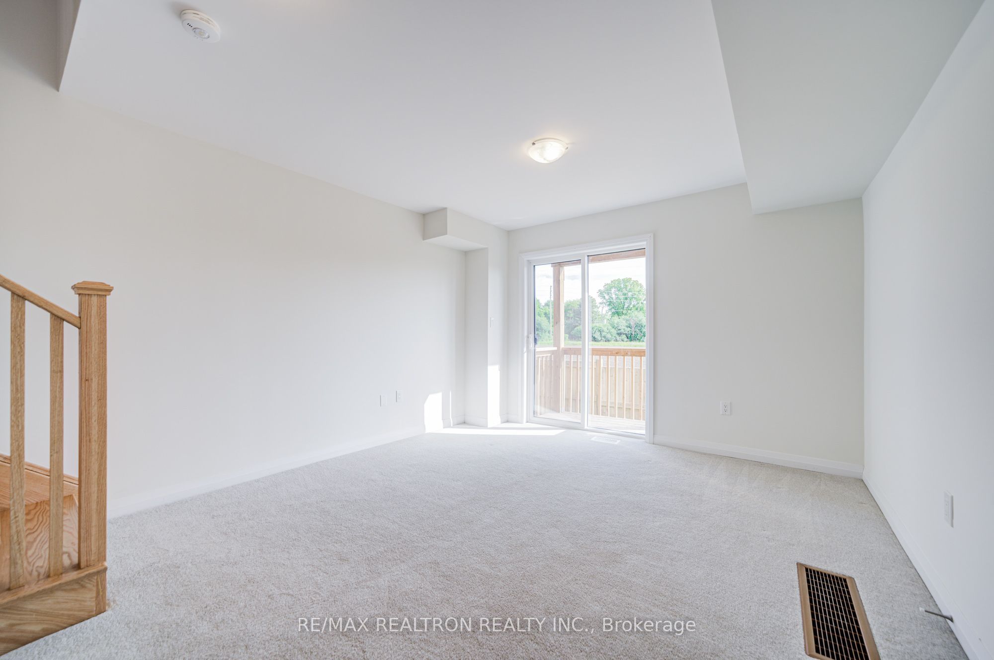 31 Millman Lane Property Photo 38