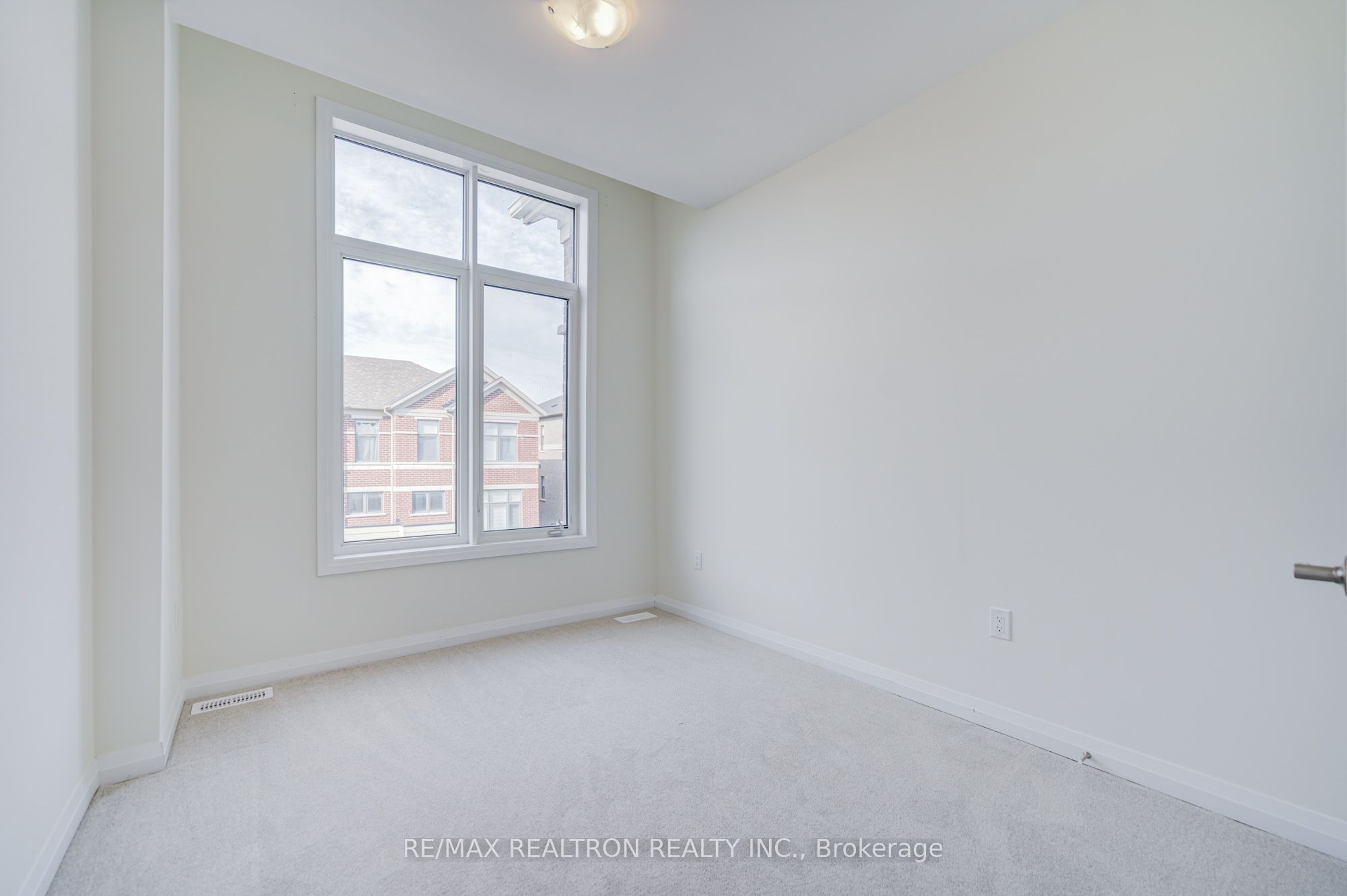 31 Millman Lane Property Photo 47