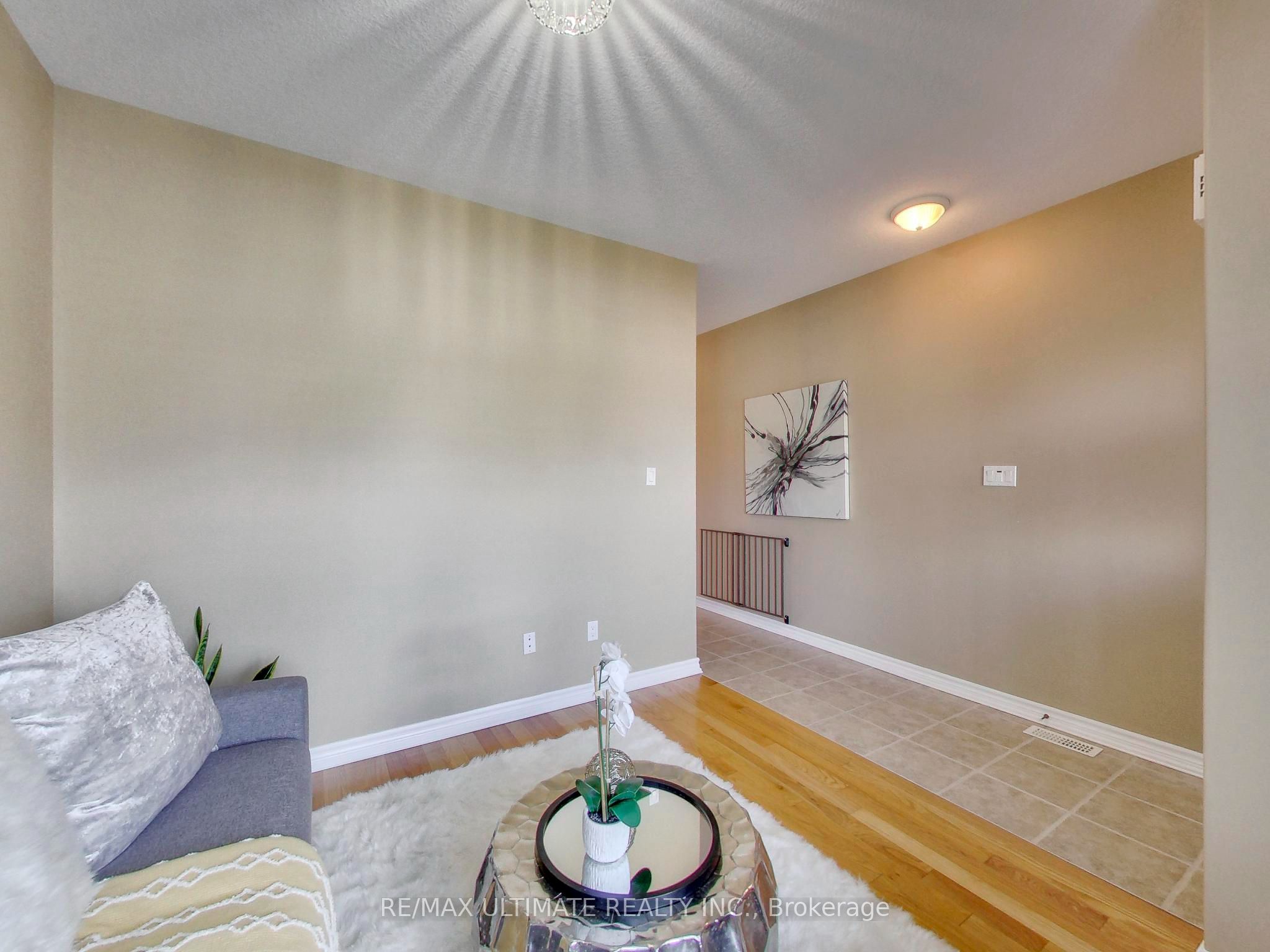152 Gray Avenue Property Photo 3
