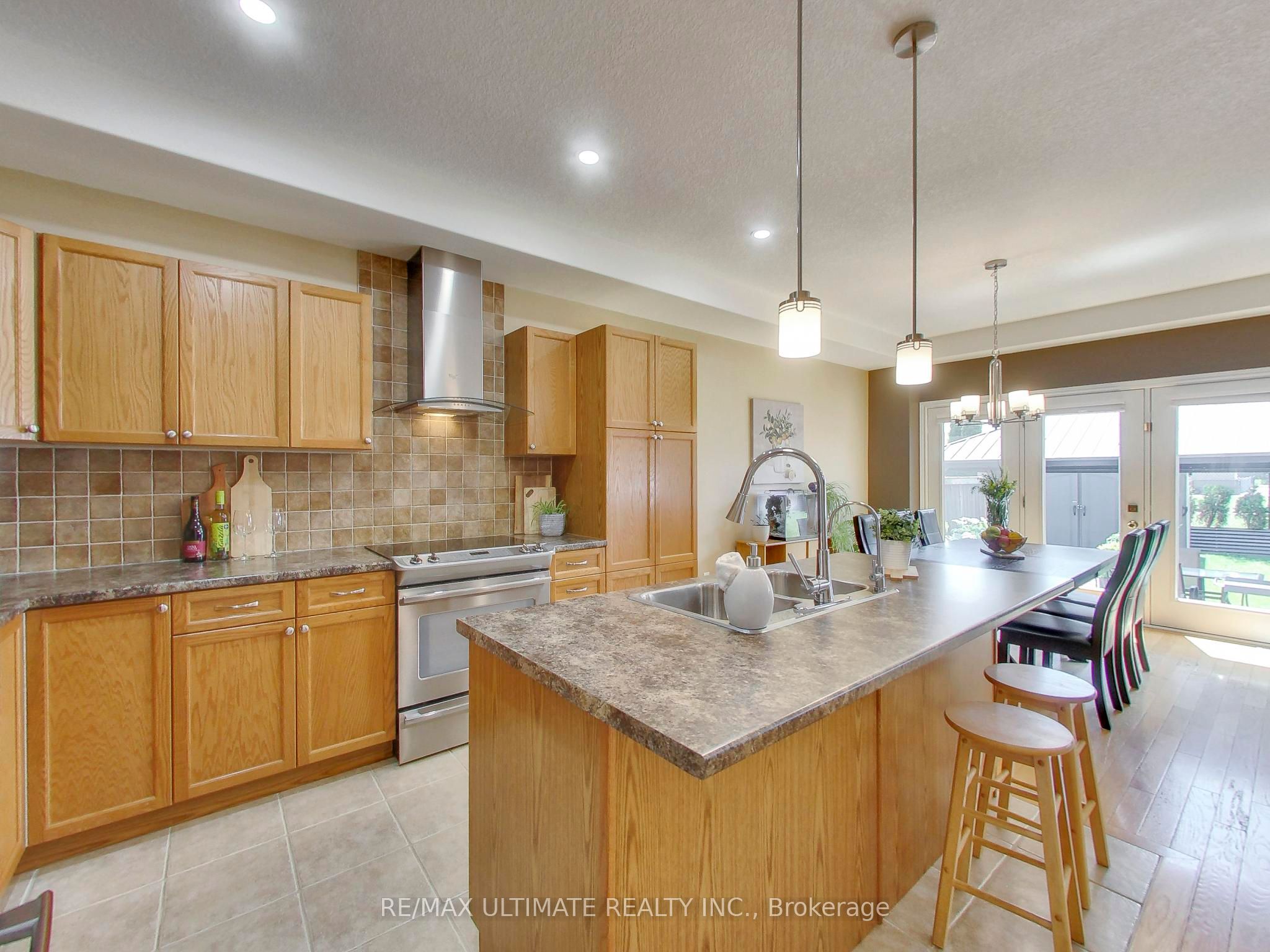 152 Gray Avenue Property Photo 11