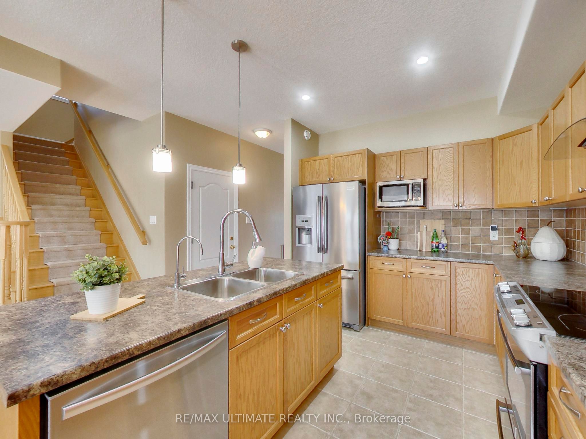 152 Gray Avenue Property Photo 12