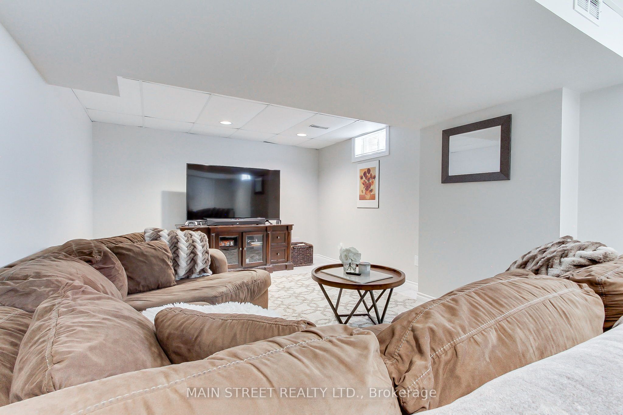 14 Mcgee Crescent Property Photo 32