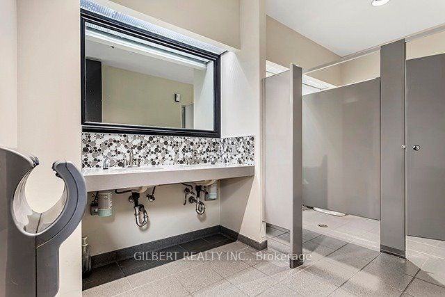 165 East Beaver Creek Road 16 Property Photo 14