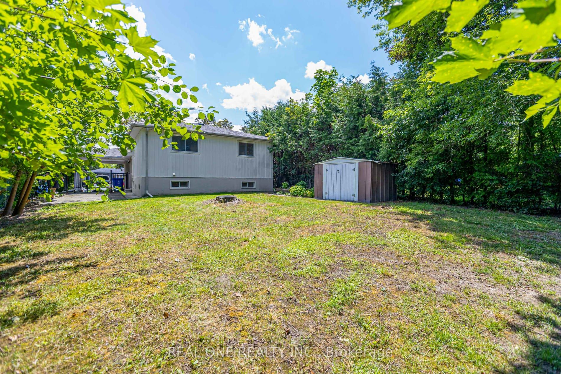 52 Devins Drive Property Photo 23