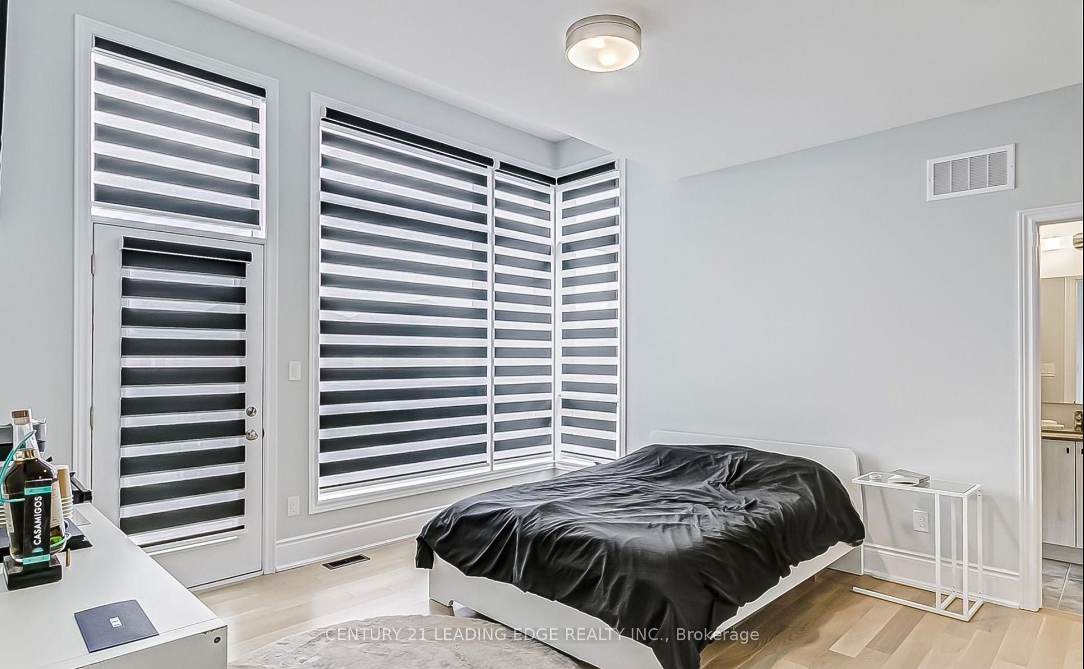 37 Woodhaven Avenue Property Photo 3