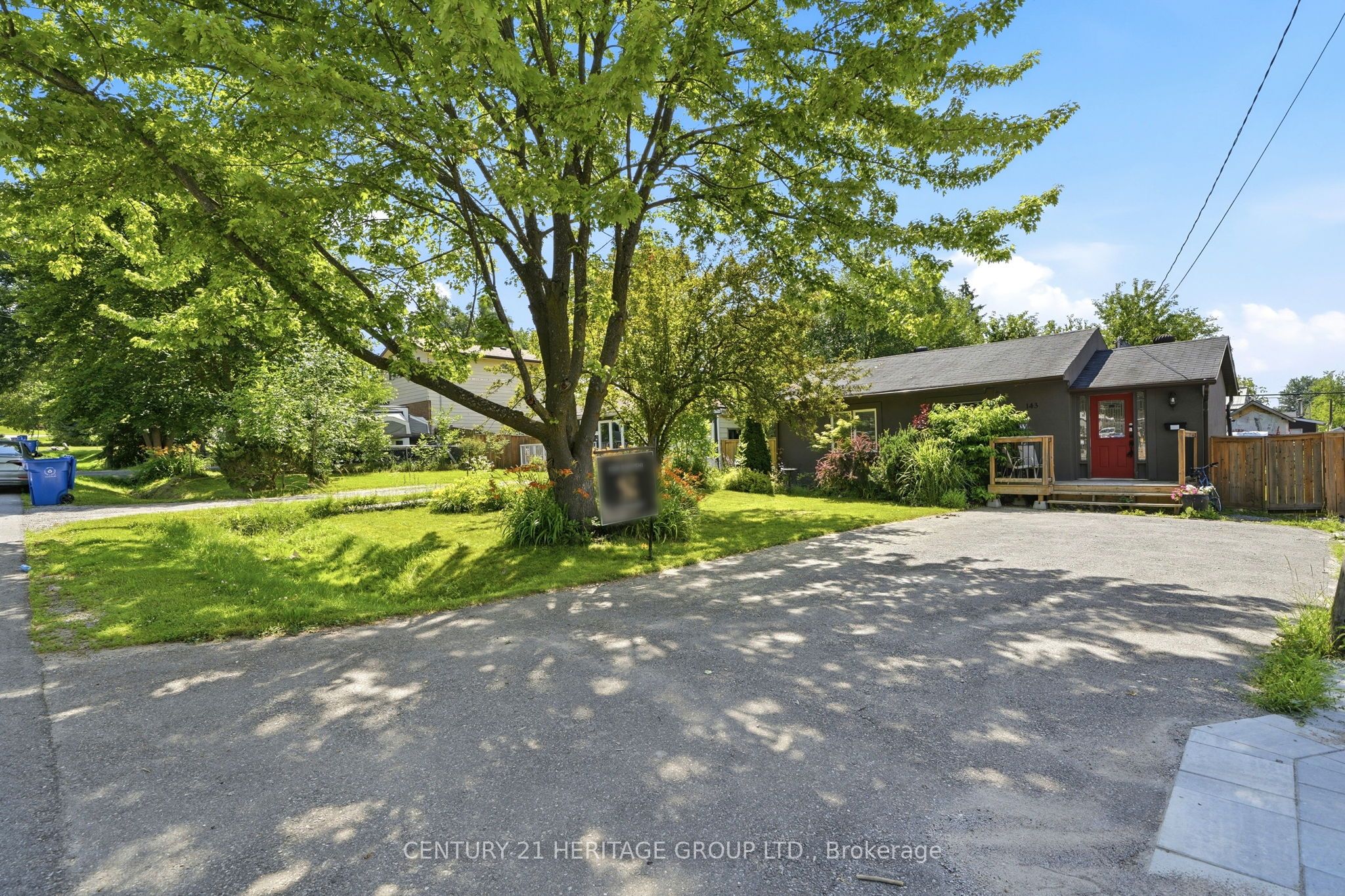 143 Silas Boulevard Property Photo 2