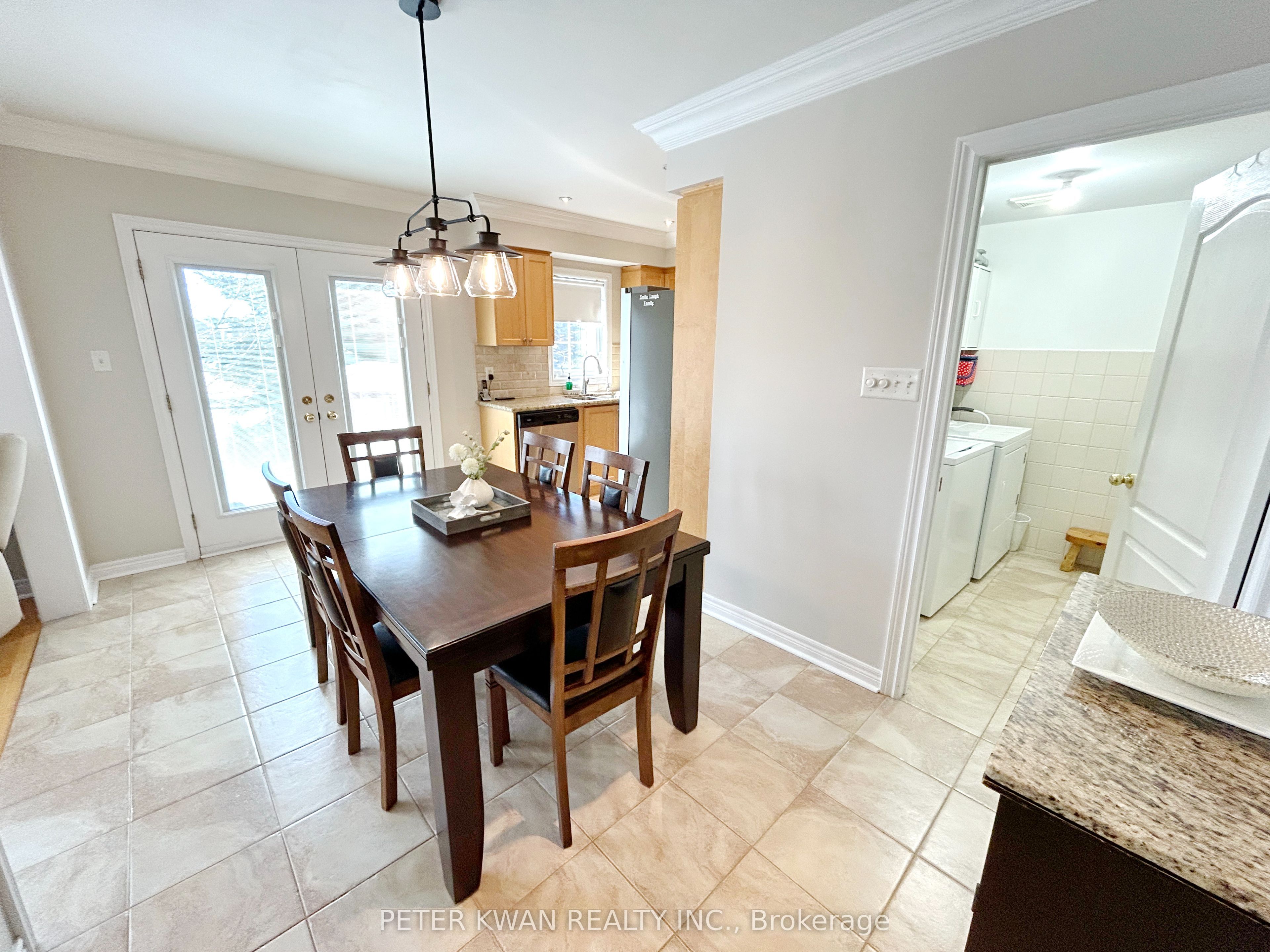 664 Society Crescent Property Photo 9