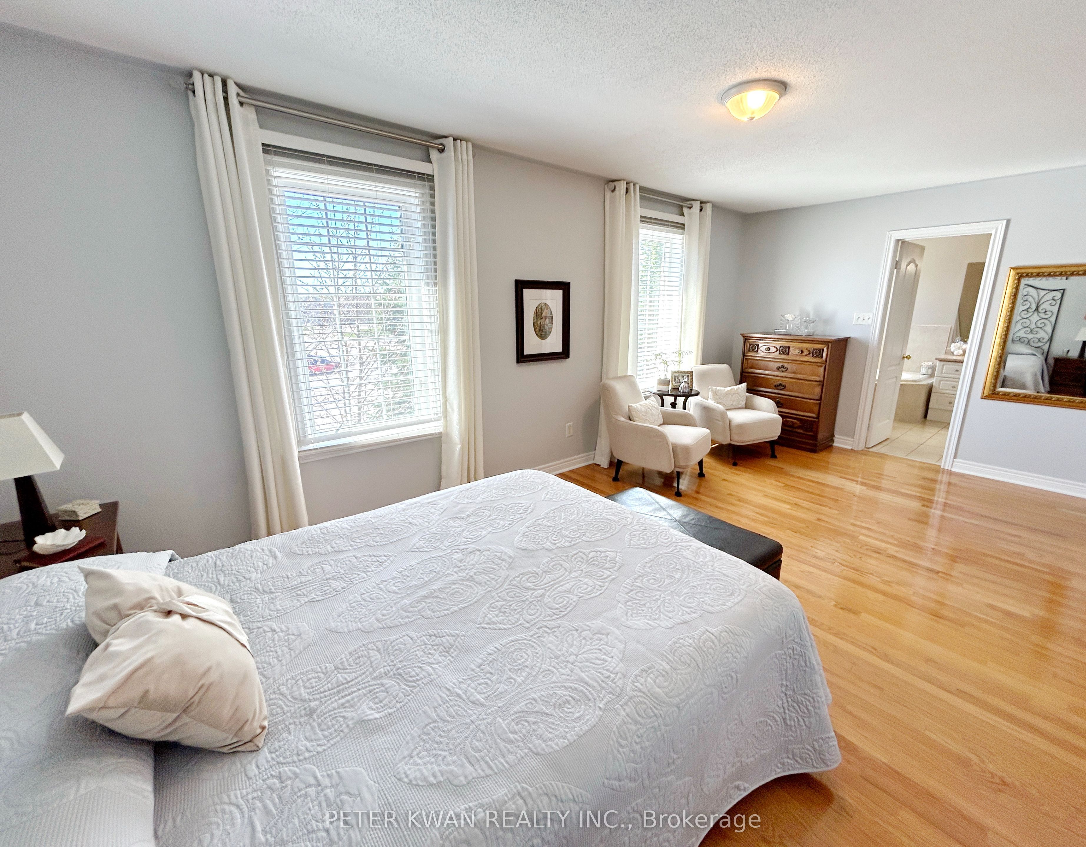 664 Society Crescent Property Photo 15