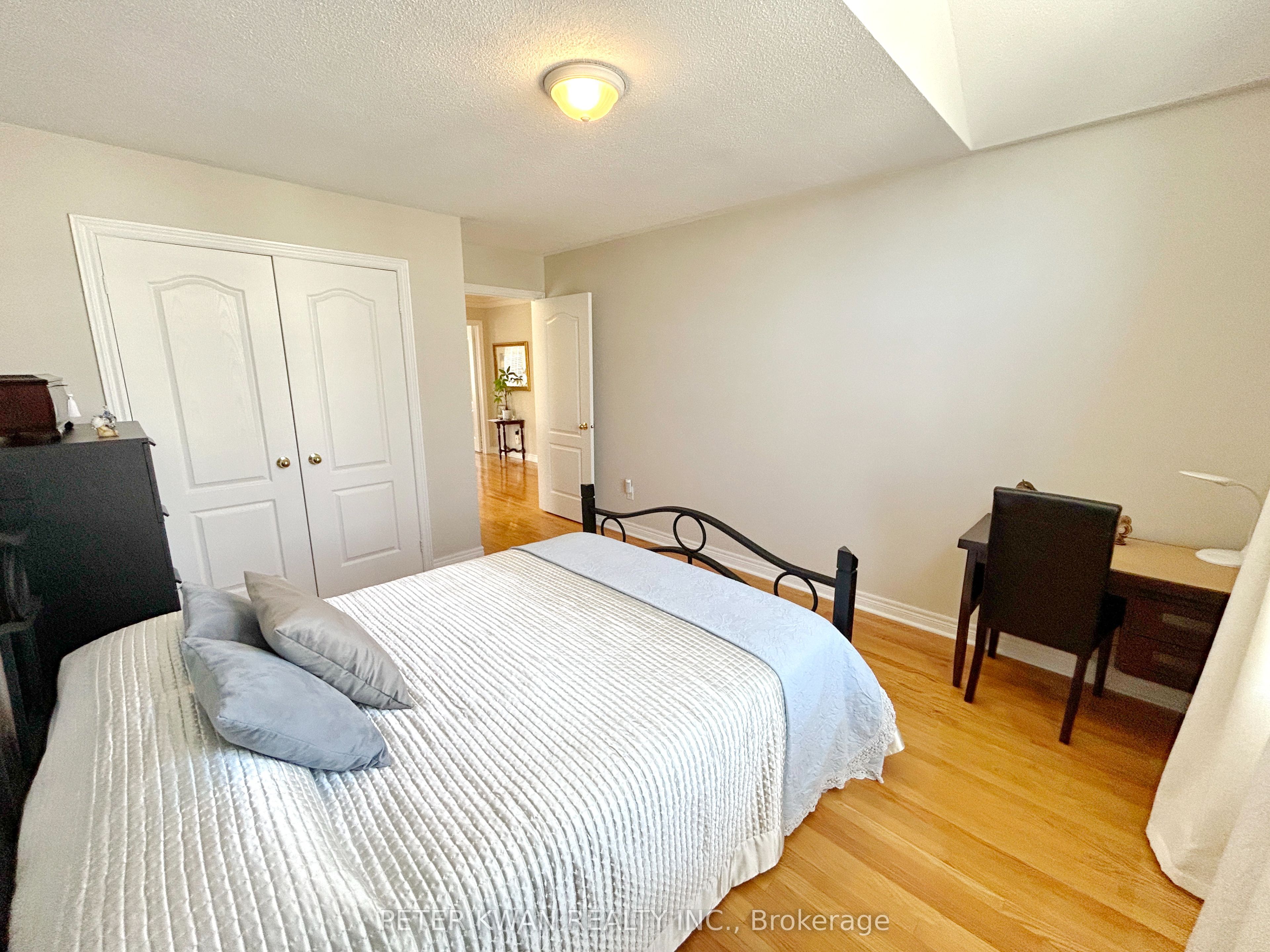 664 Society Crescent Property Photo 23