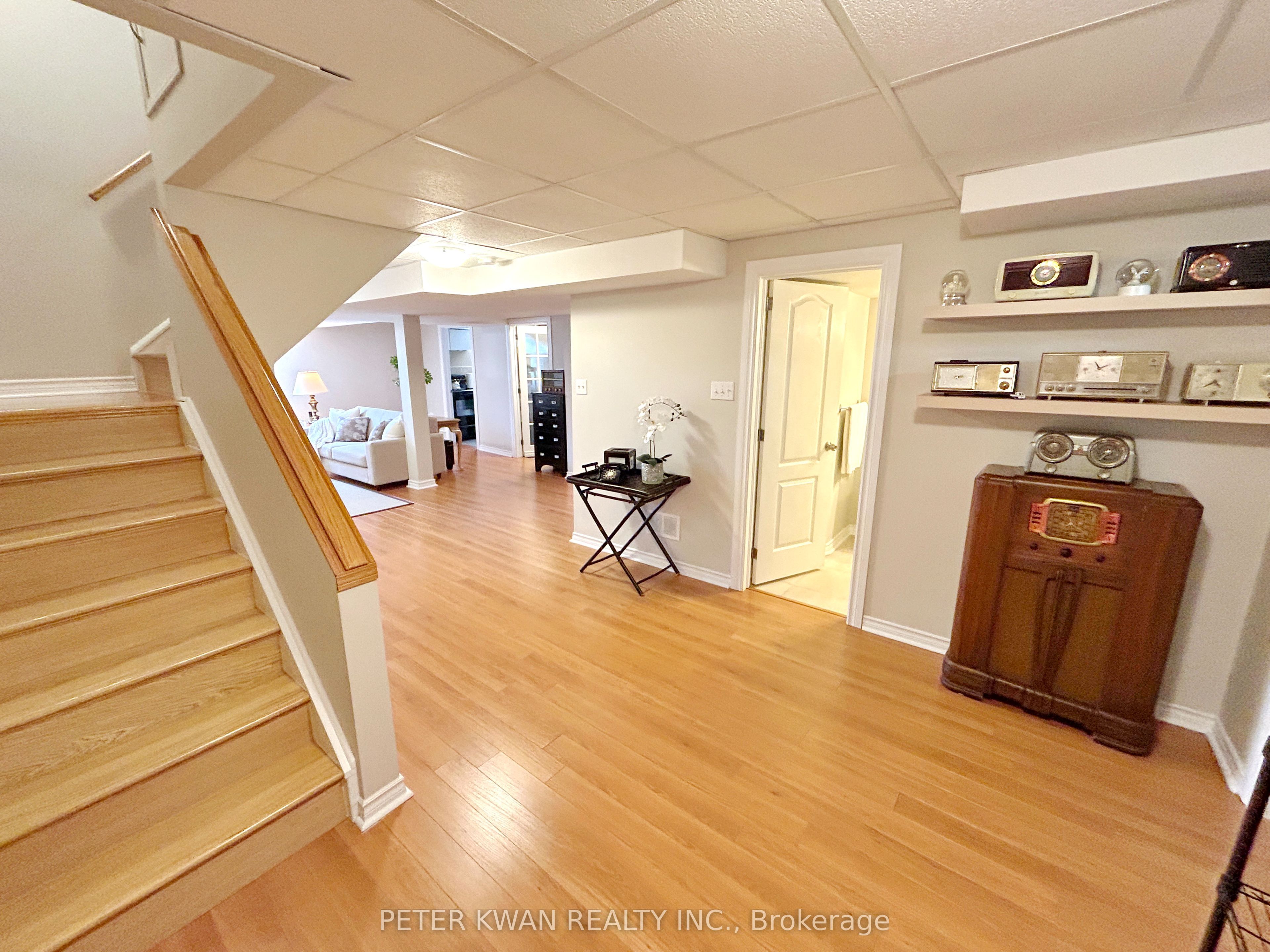 664 Society Crescent Property Photo 27