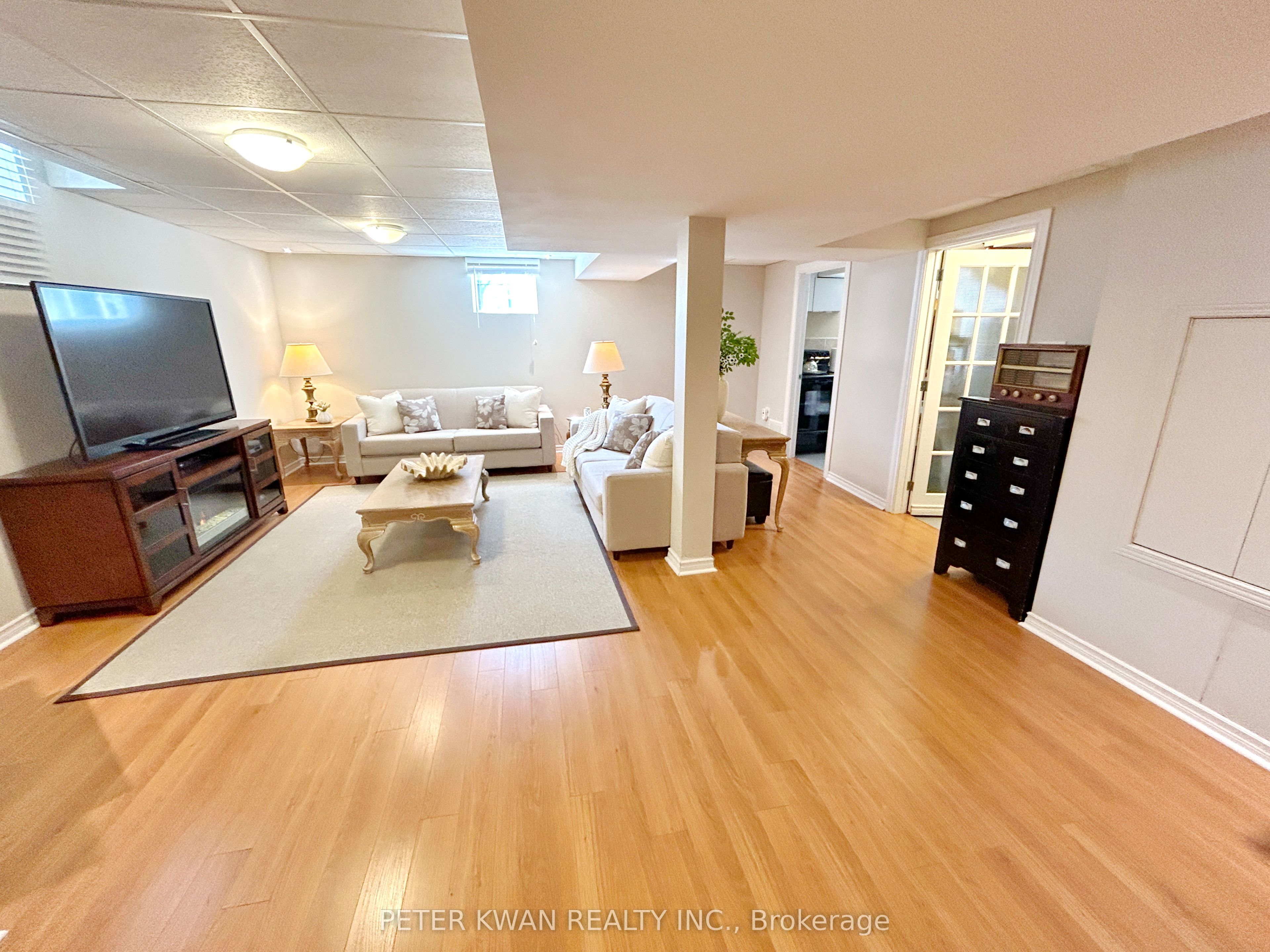 664 Society Crescent Property Photo 28