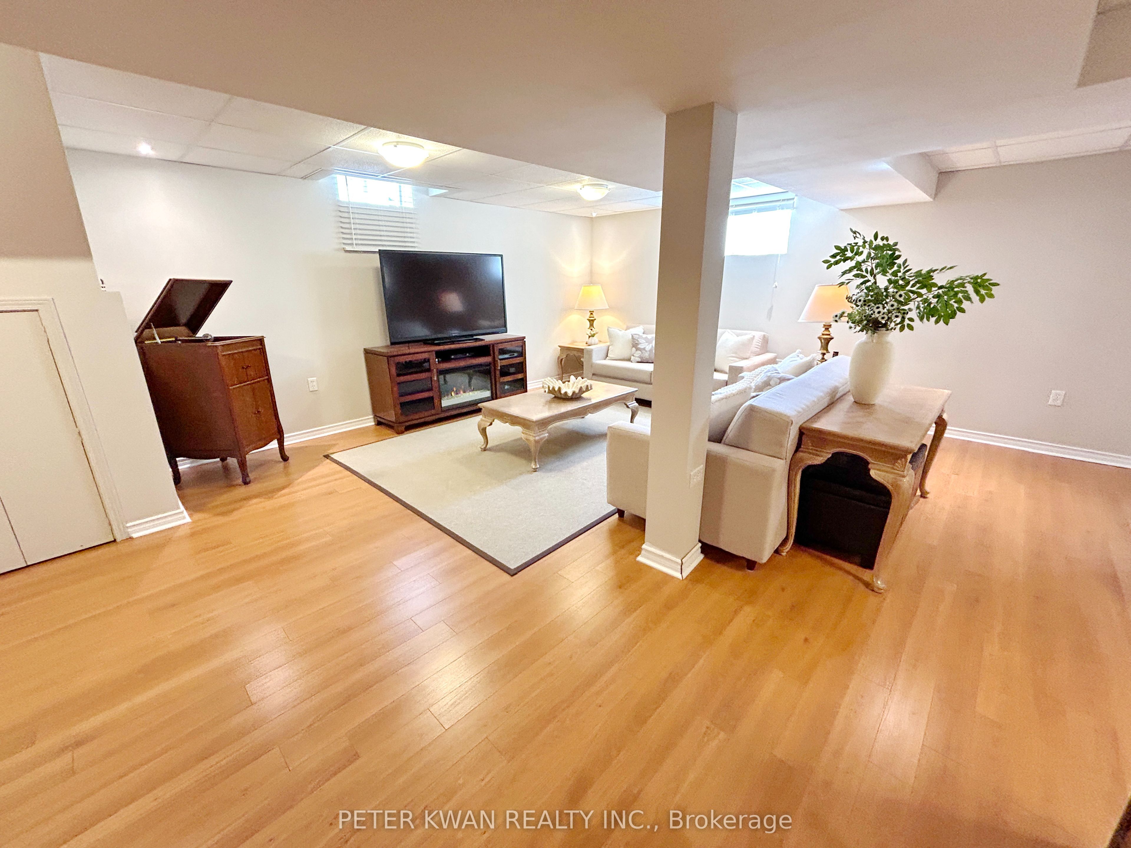 664 Society Crescent Property Photo 29