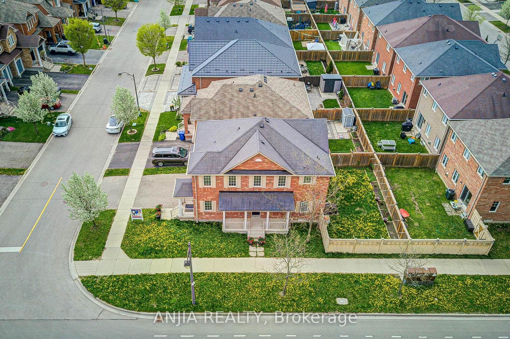 2 Horn Street Property Photo 4