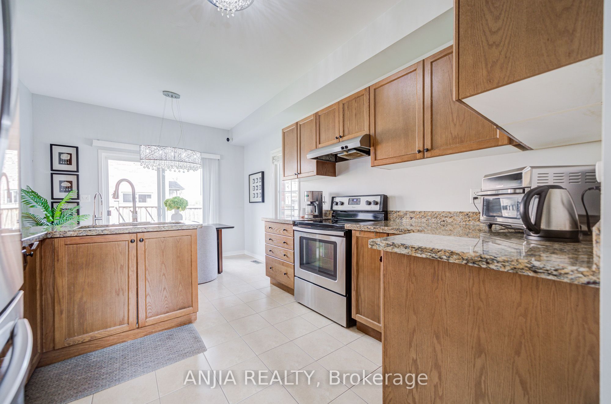 2 Horn Street Property Photo 15
