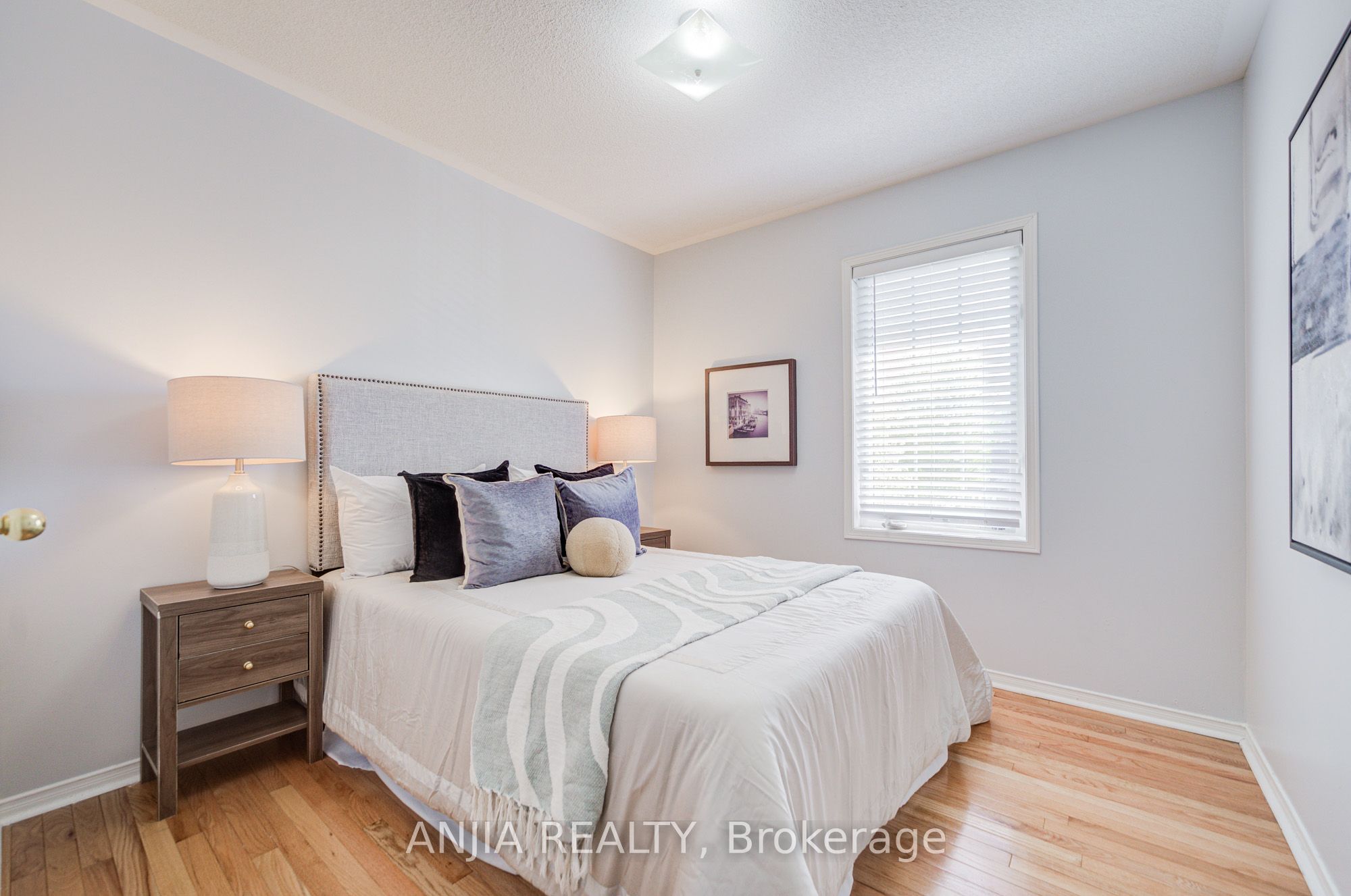 2 Horn Street Property Photo 32