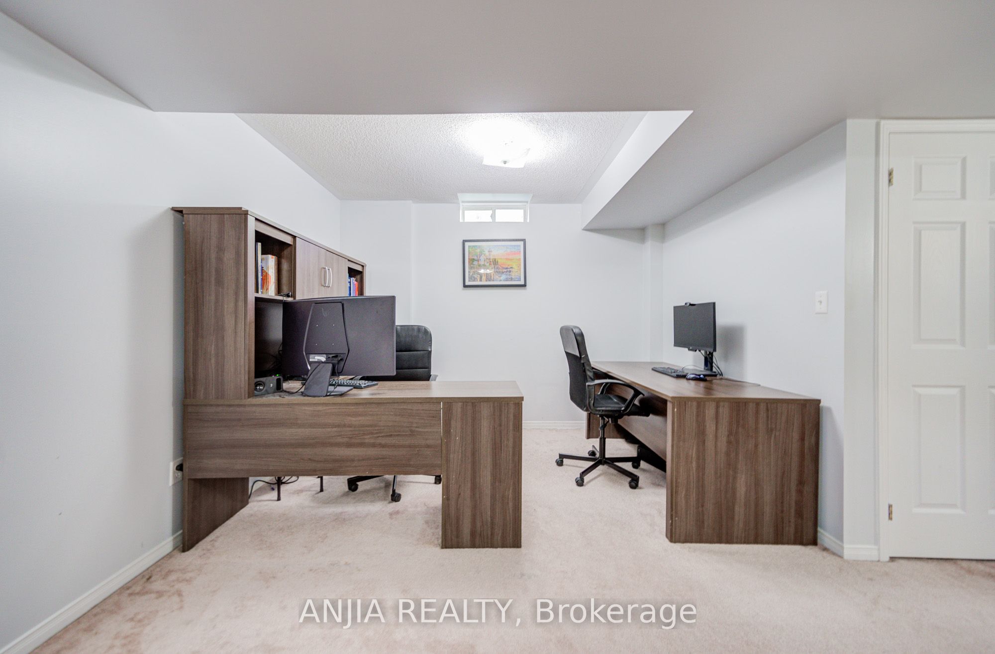 2 Horn Street Property Photo 48
