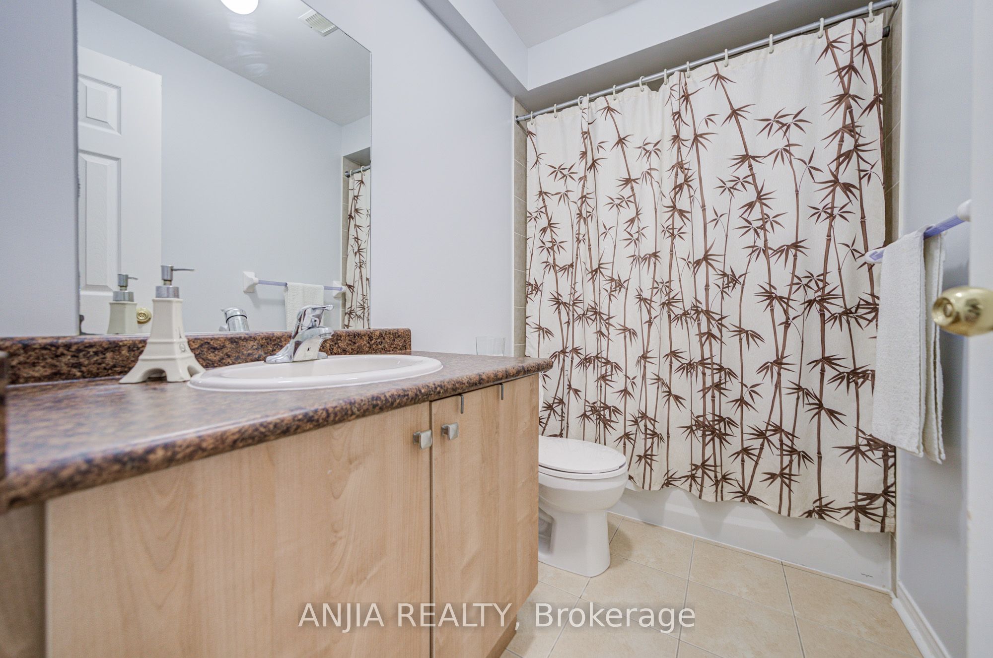 2 Horn Street Property Photo 50