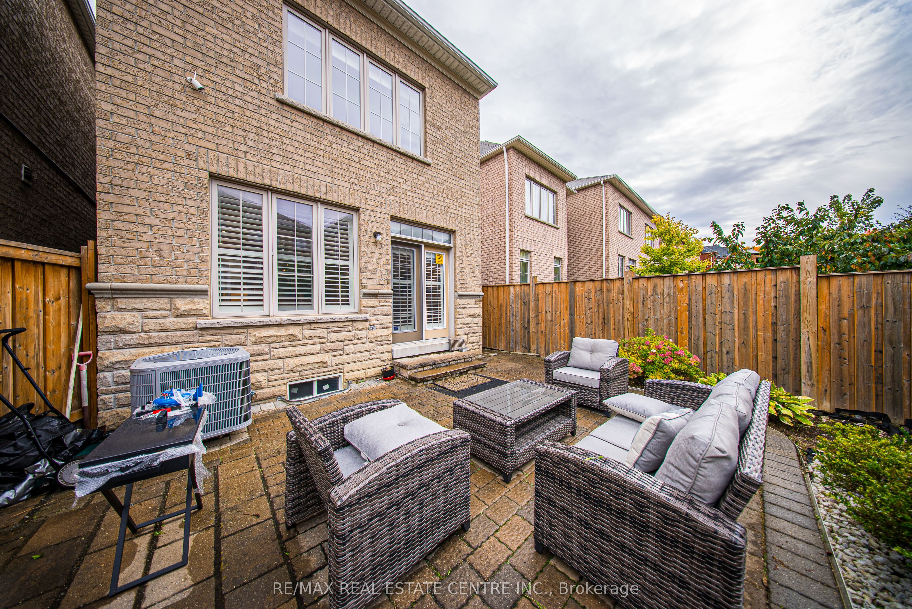8 Bristlewood Crescent Property Photo 43