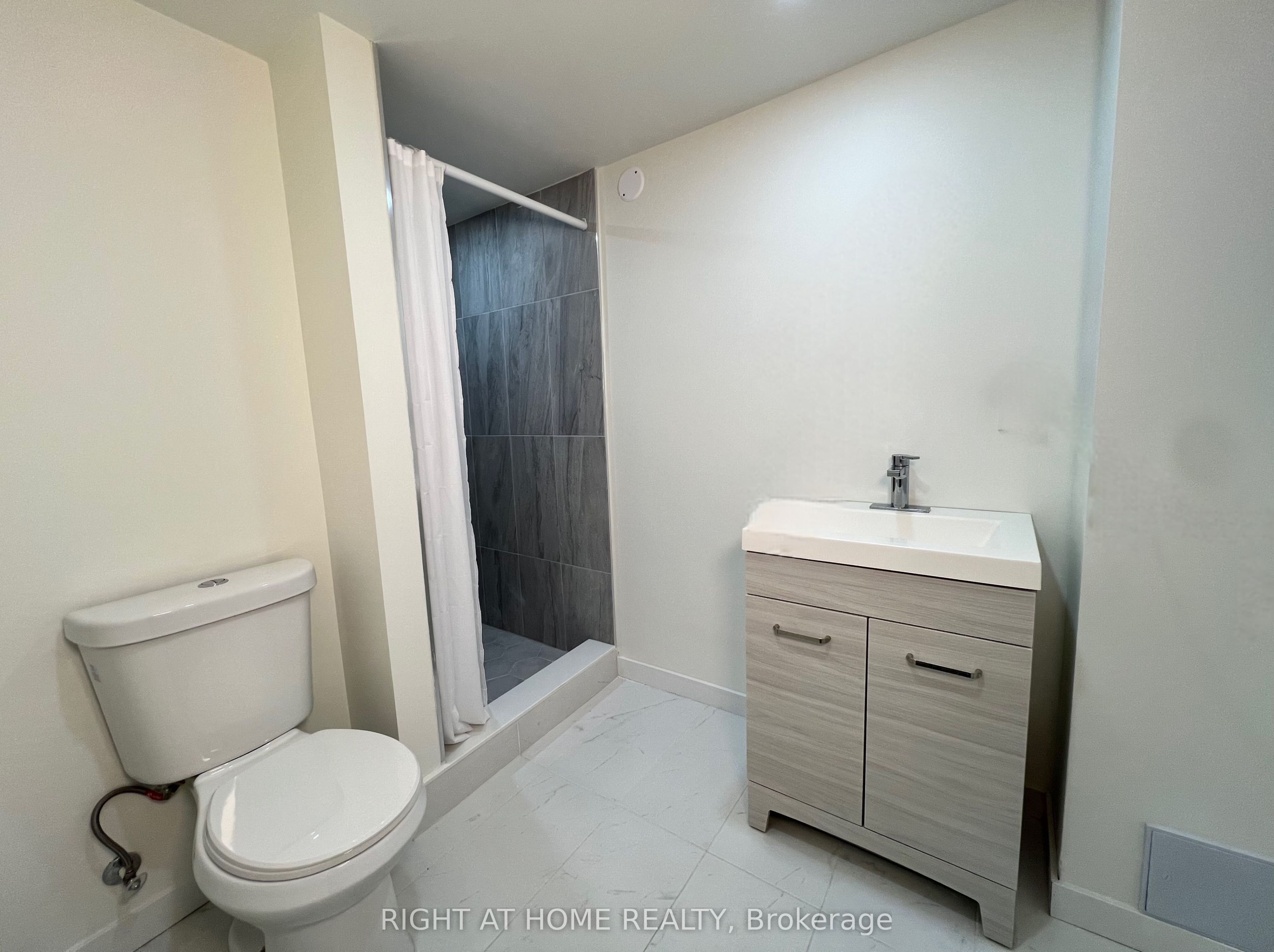 62 Mcclenny Drive Lower2 Property Photo 2