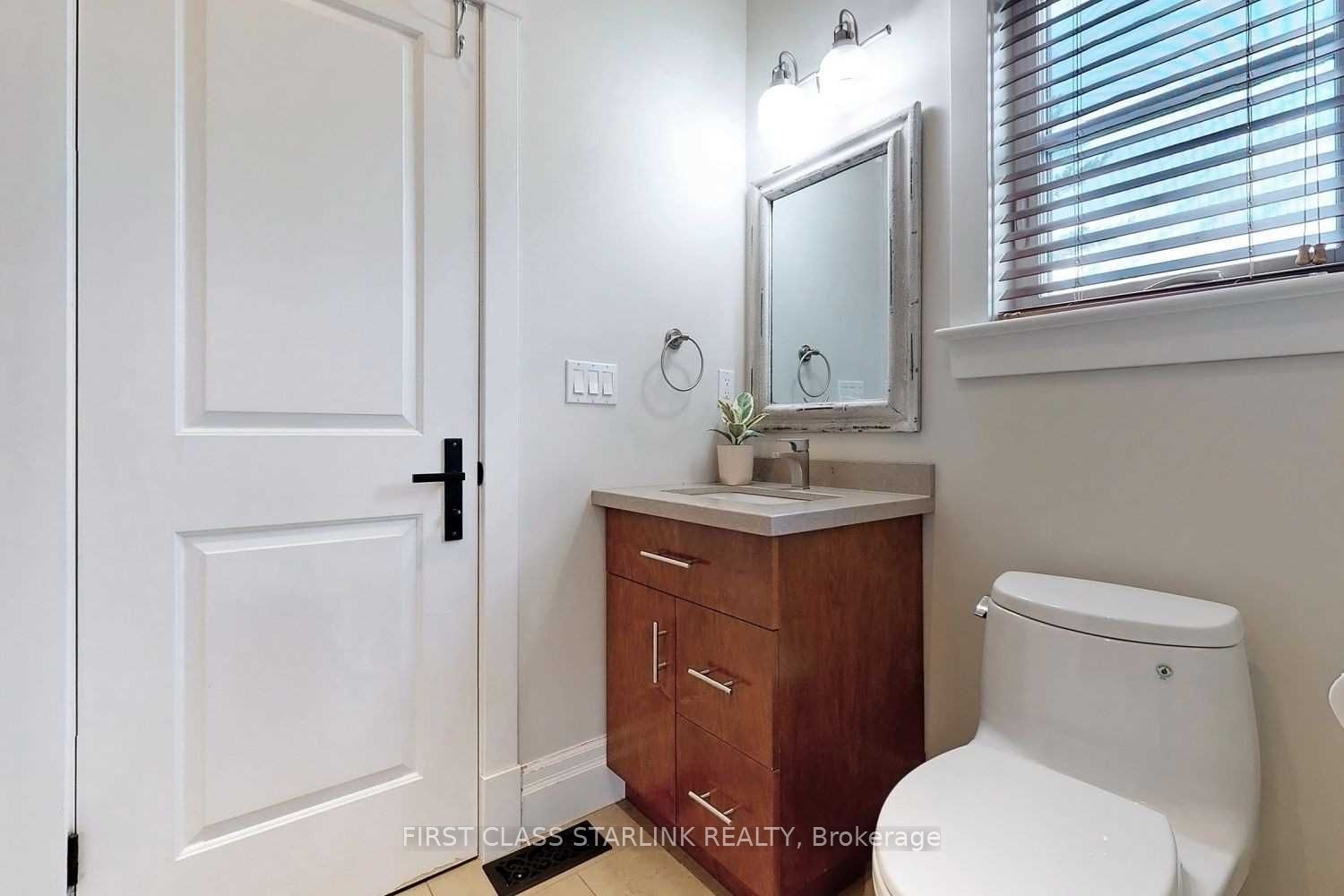 38 Kensington Drive Property Photo 27