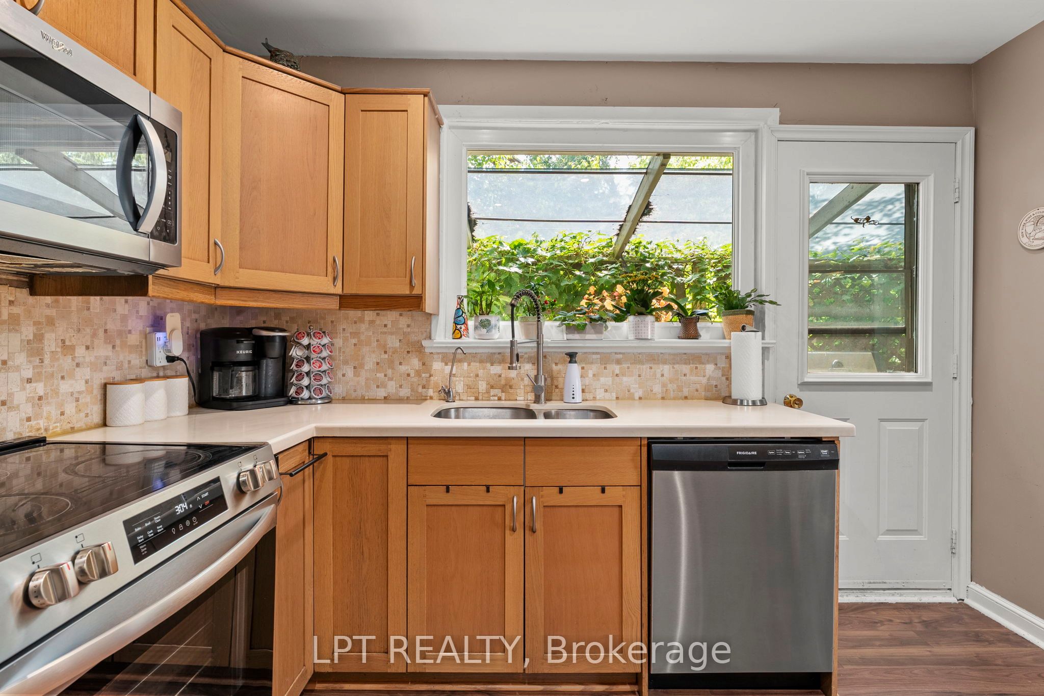31 Patrick Drive Property Photo 9