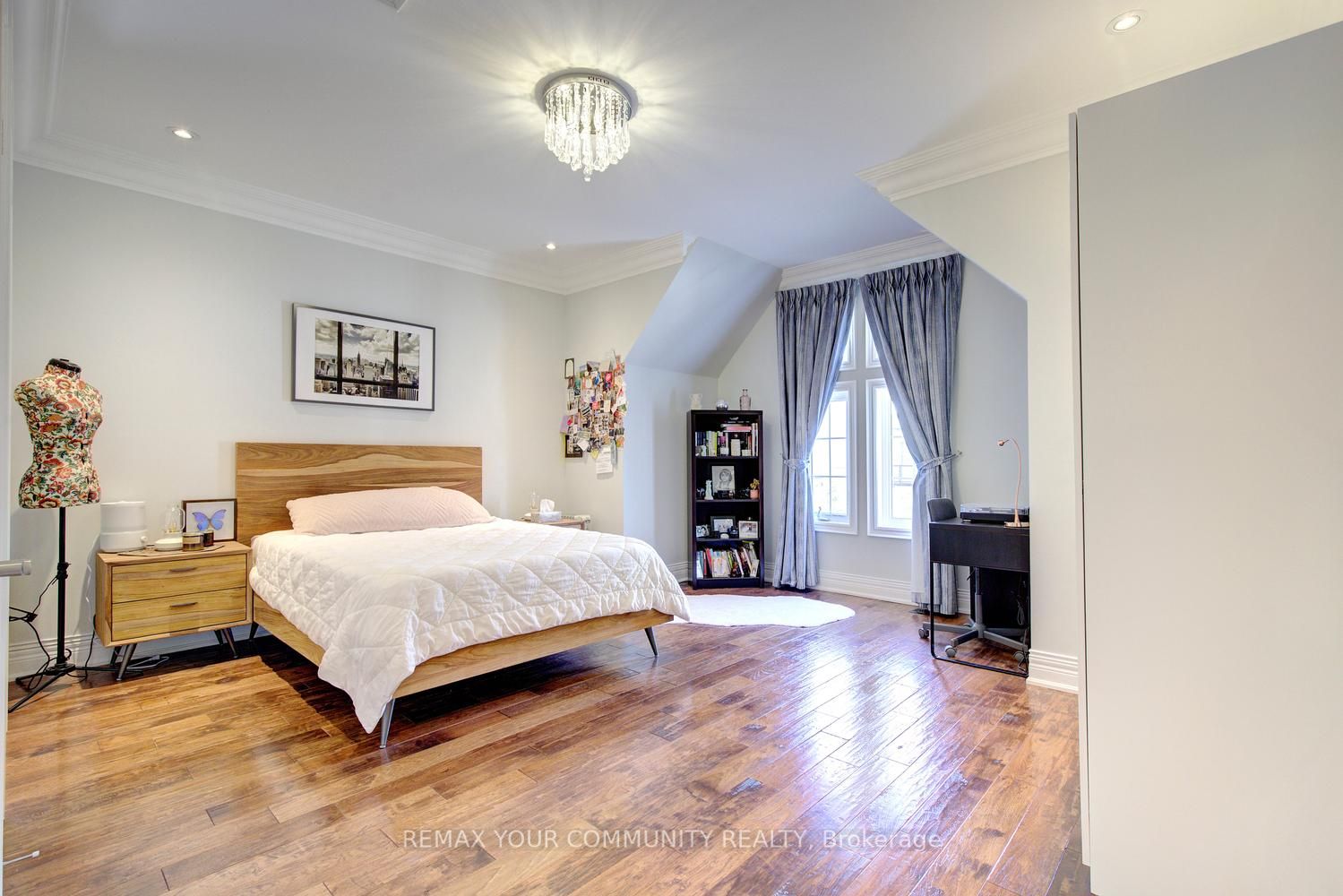 75 Baldry Avenue Property Photo 30
