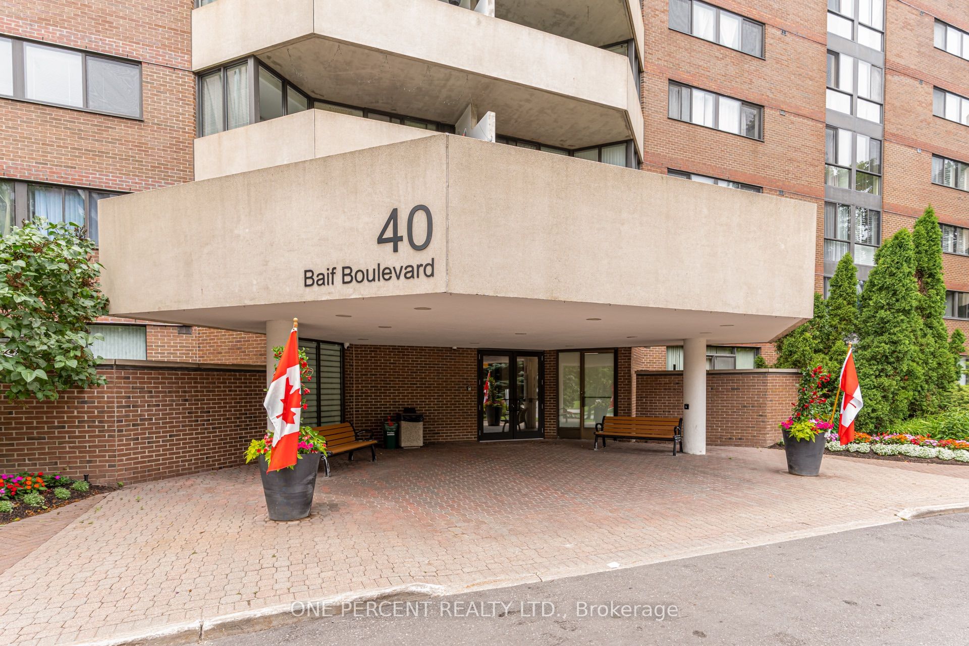 40 Baif Boulevard 302 Property Photo 2