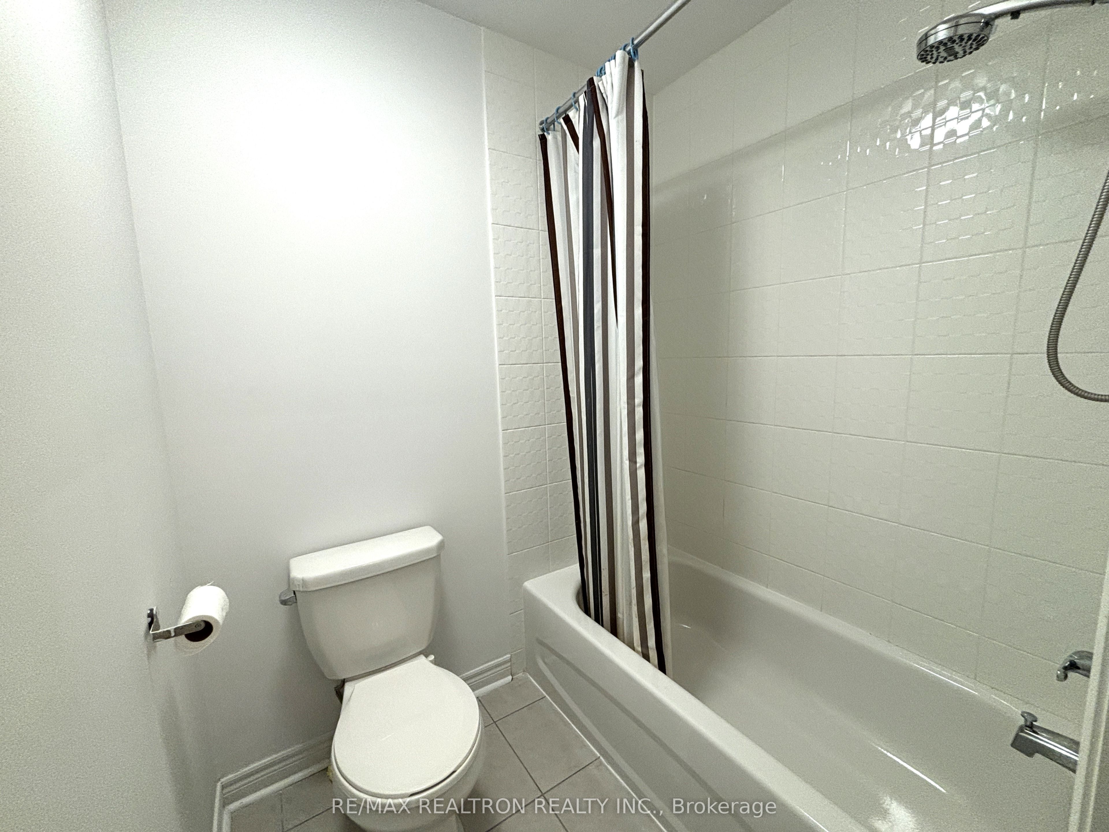 511 William Forster Road Property Photo 33