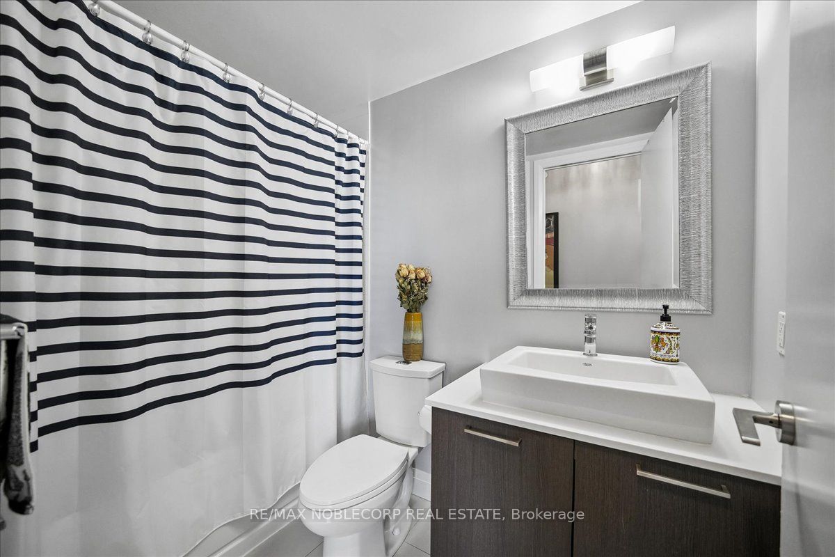 4800 Highway 7 503 Property Photo 14