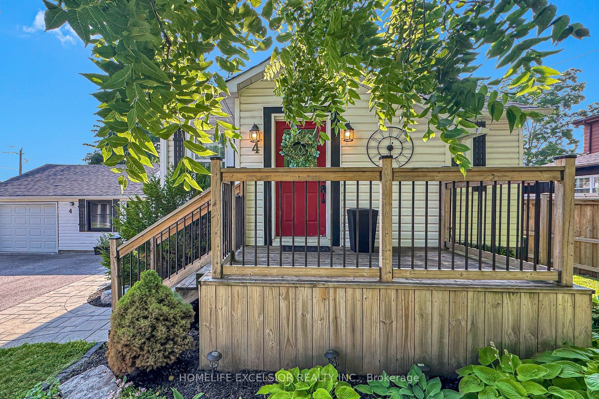 4 Albert Street Property Photo 4