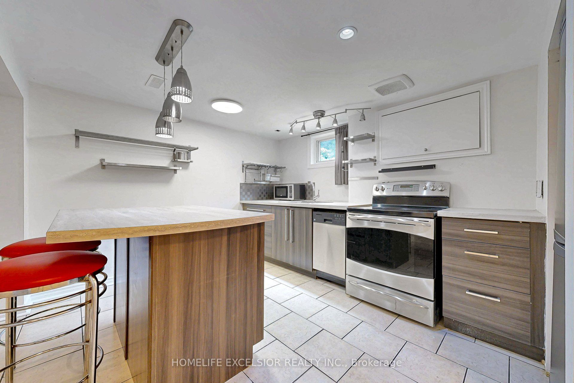 4 Albert Street Property Photo 25