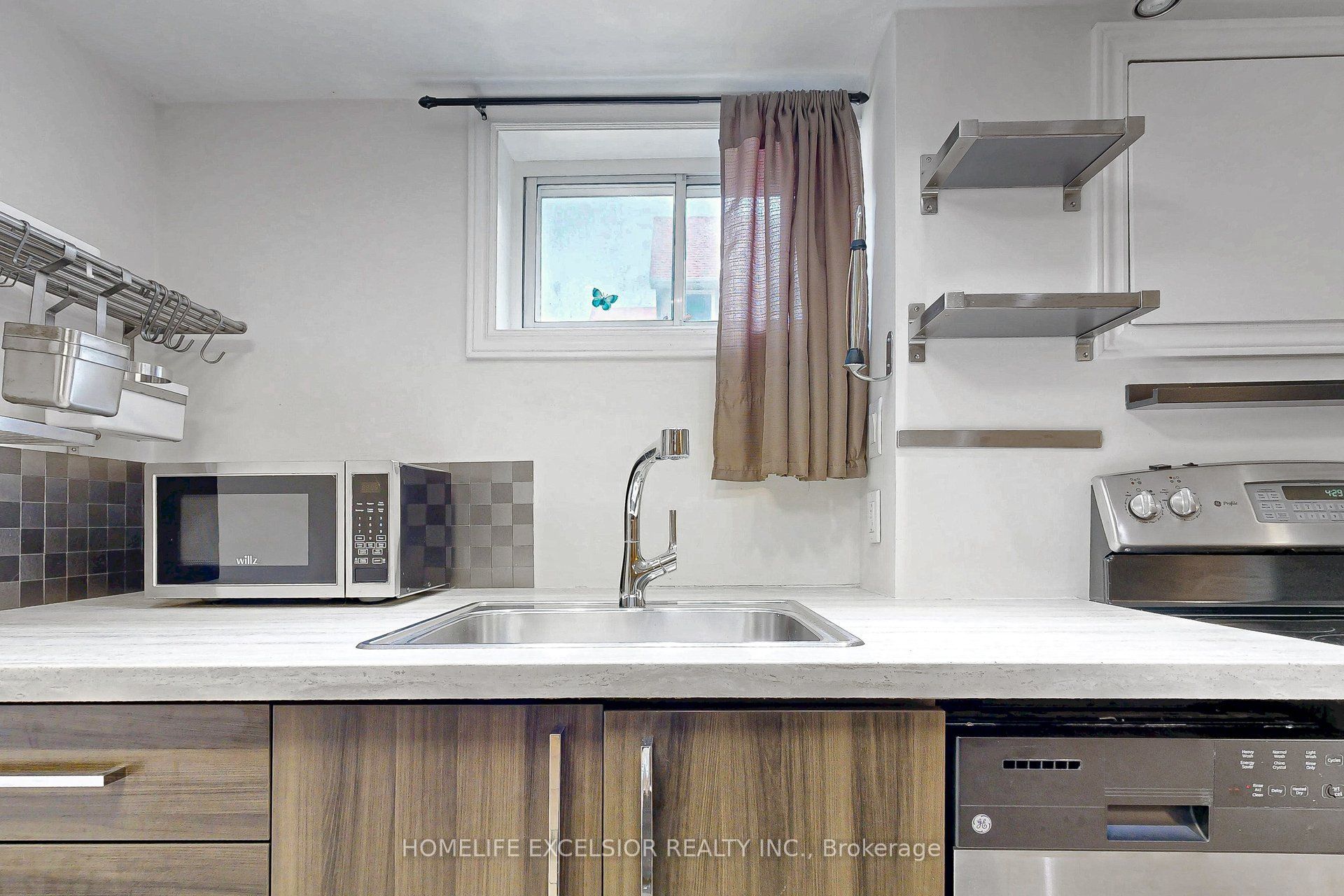 4 Albert Street Property Photo 26