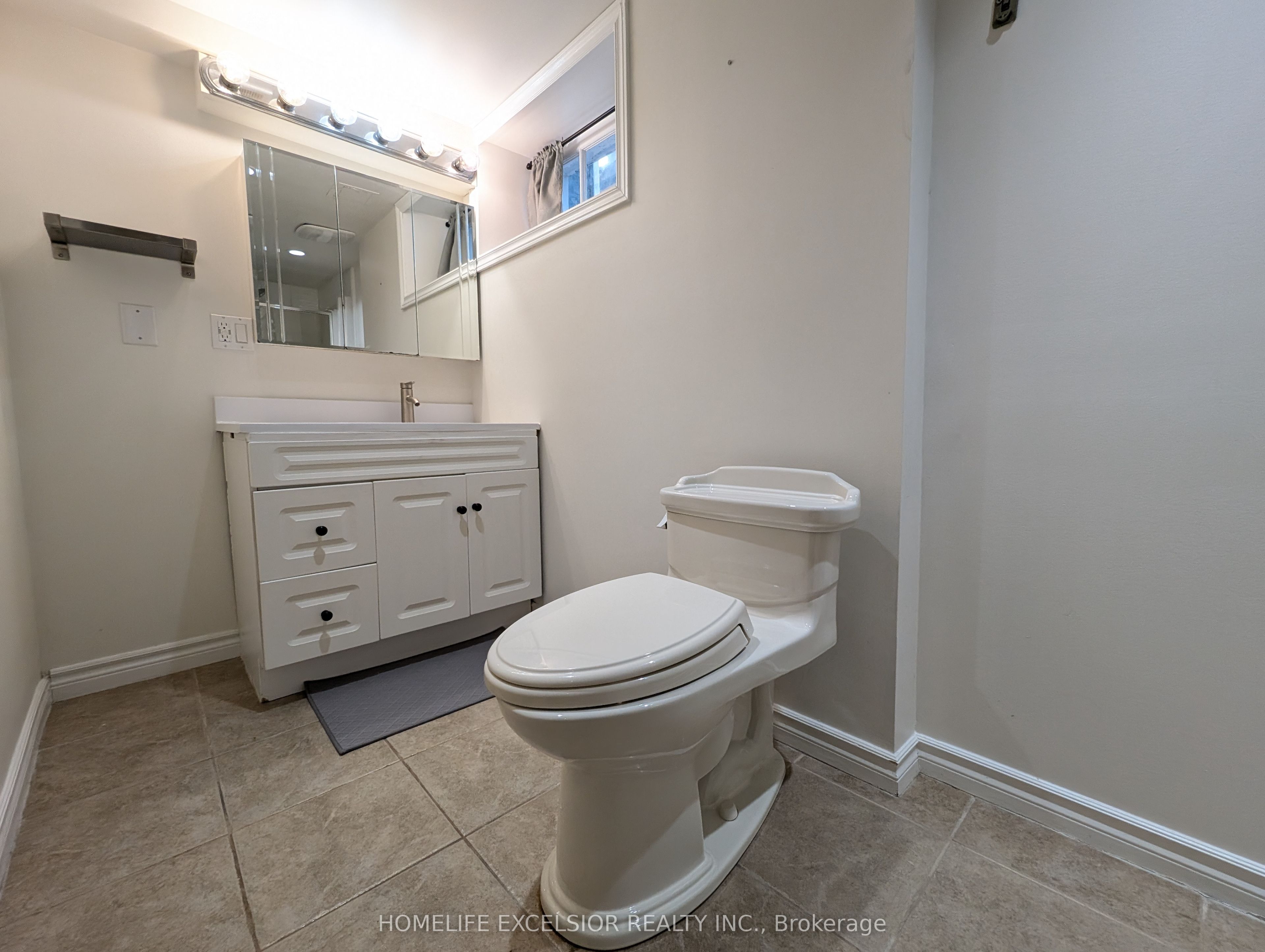4 Albert Street Property Photo 32