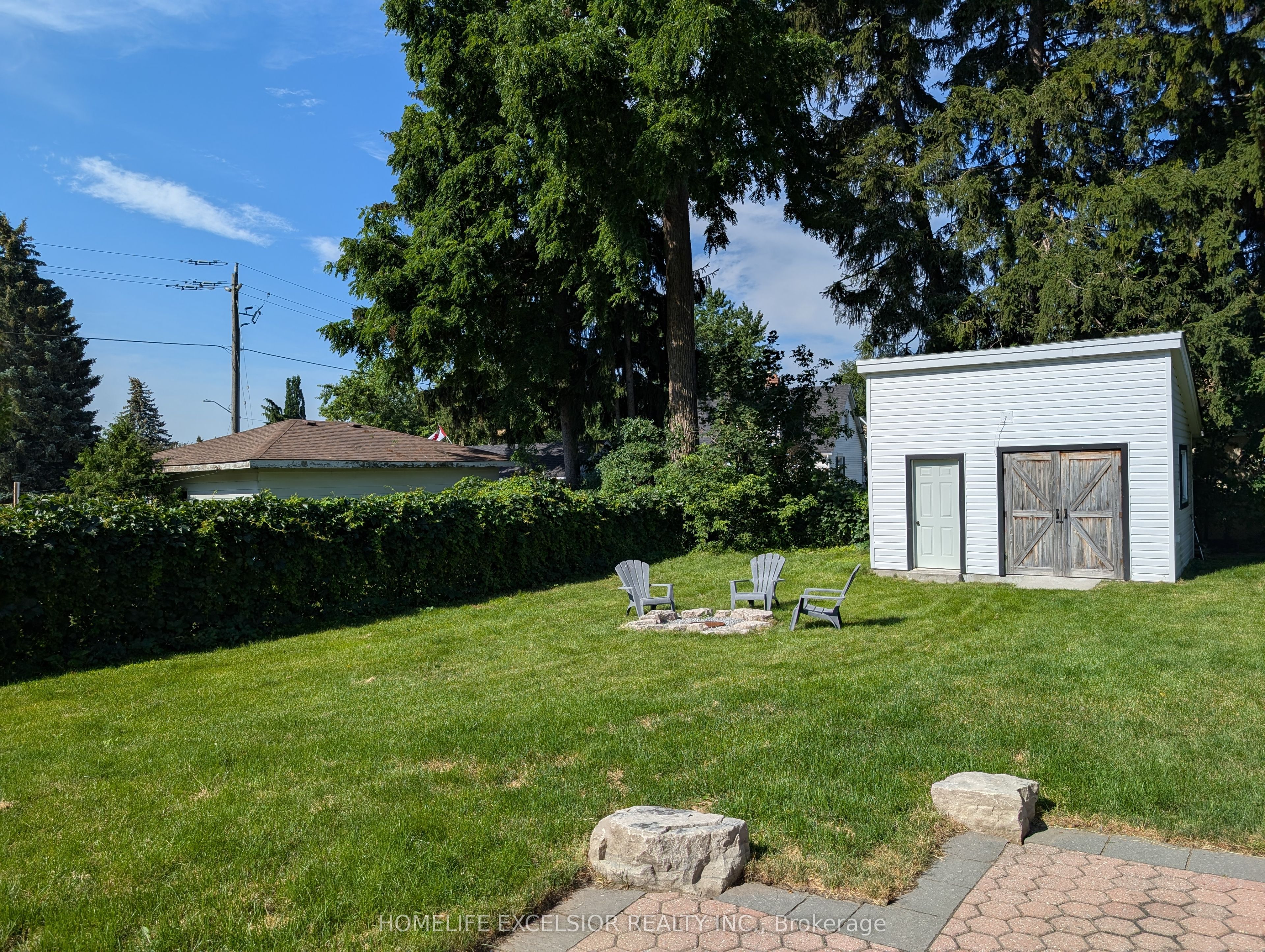 4 Albert Street Property Photo 39