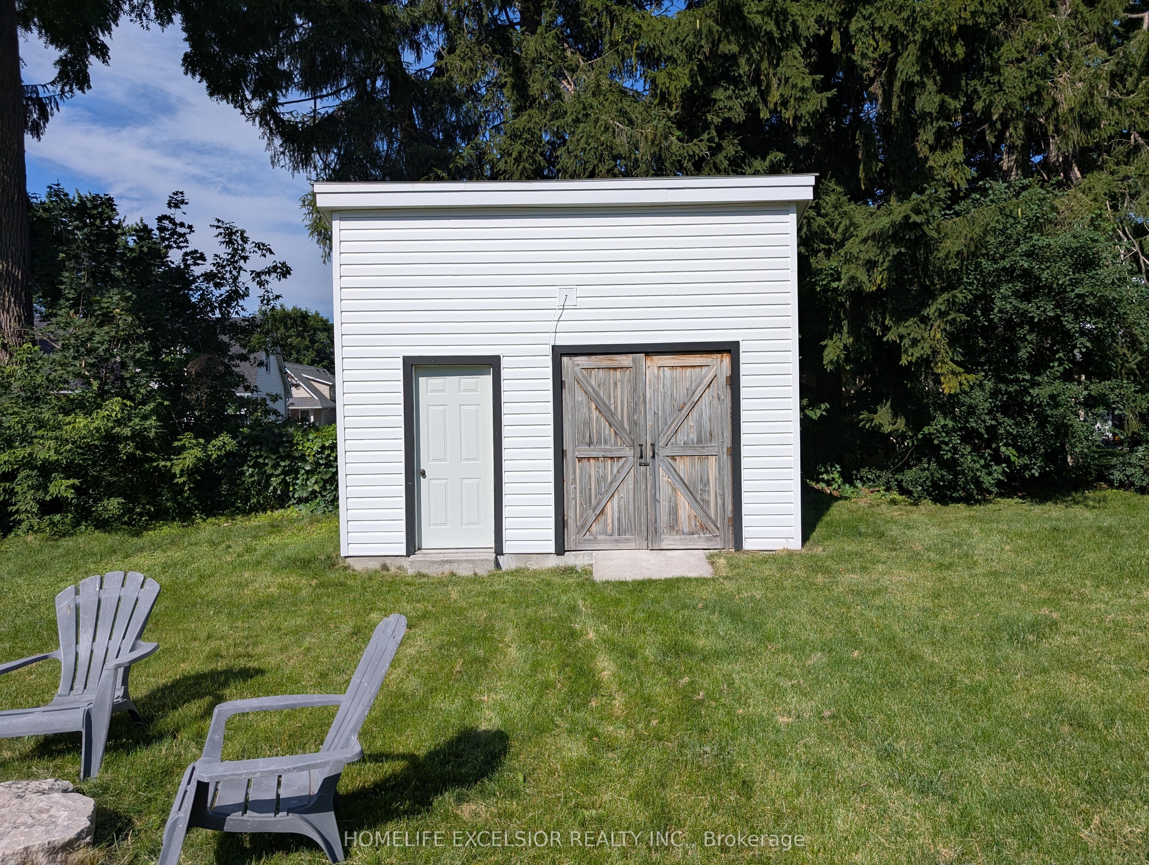 4 Albert Street Property Photo 40