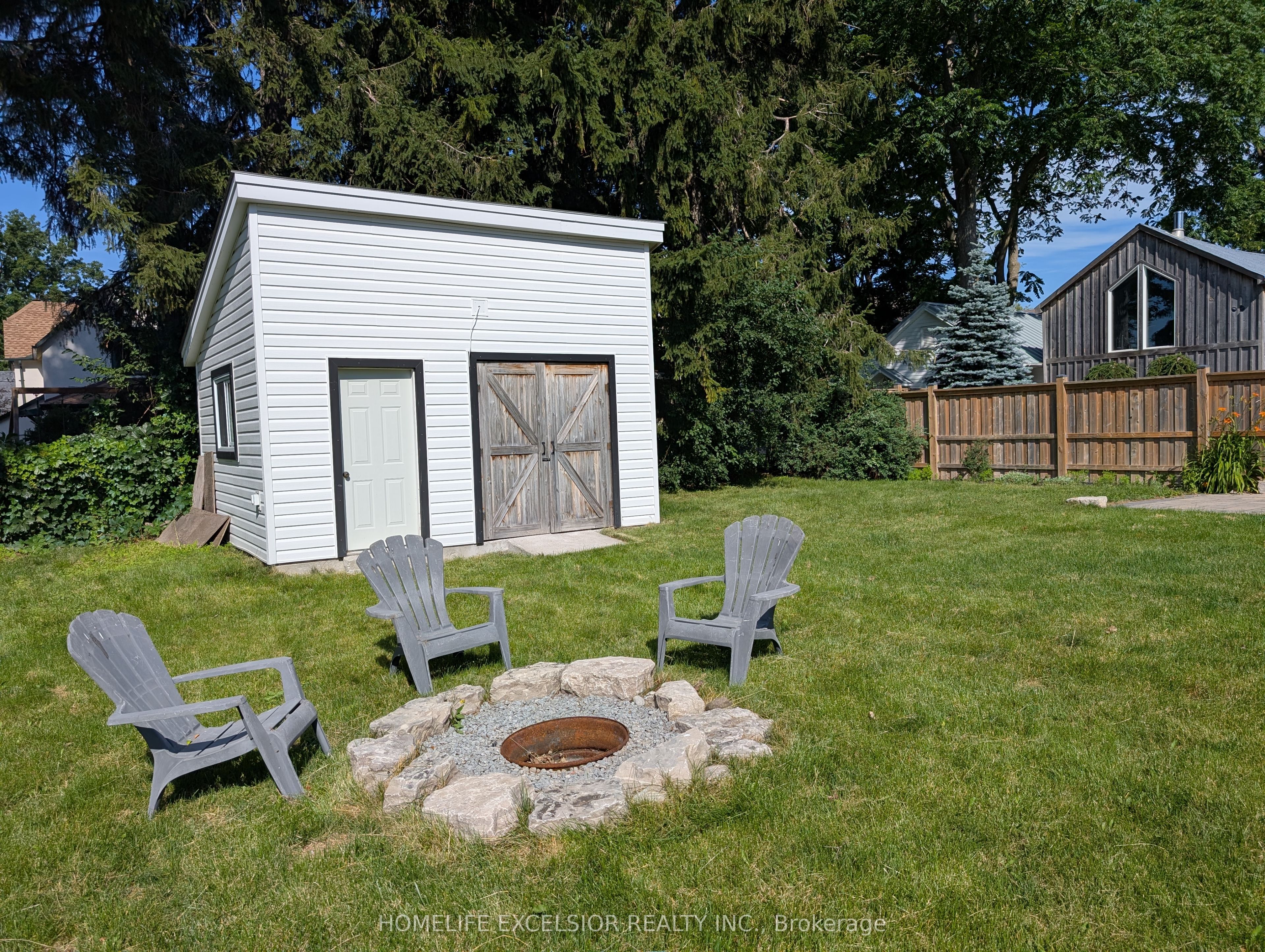 4 Albert Street Property Photo 41