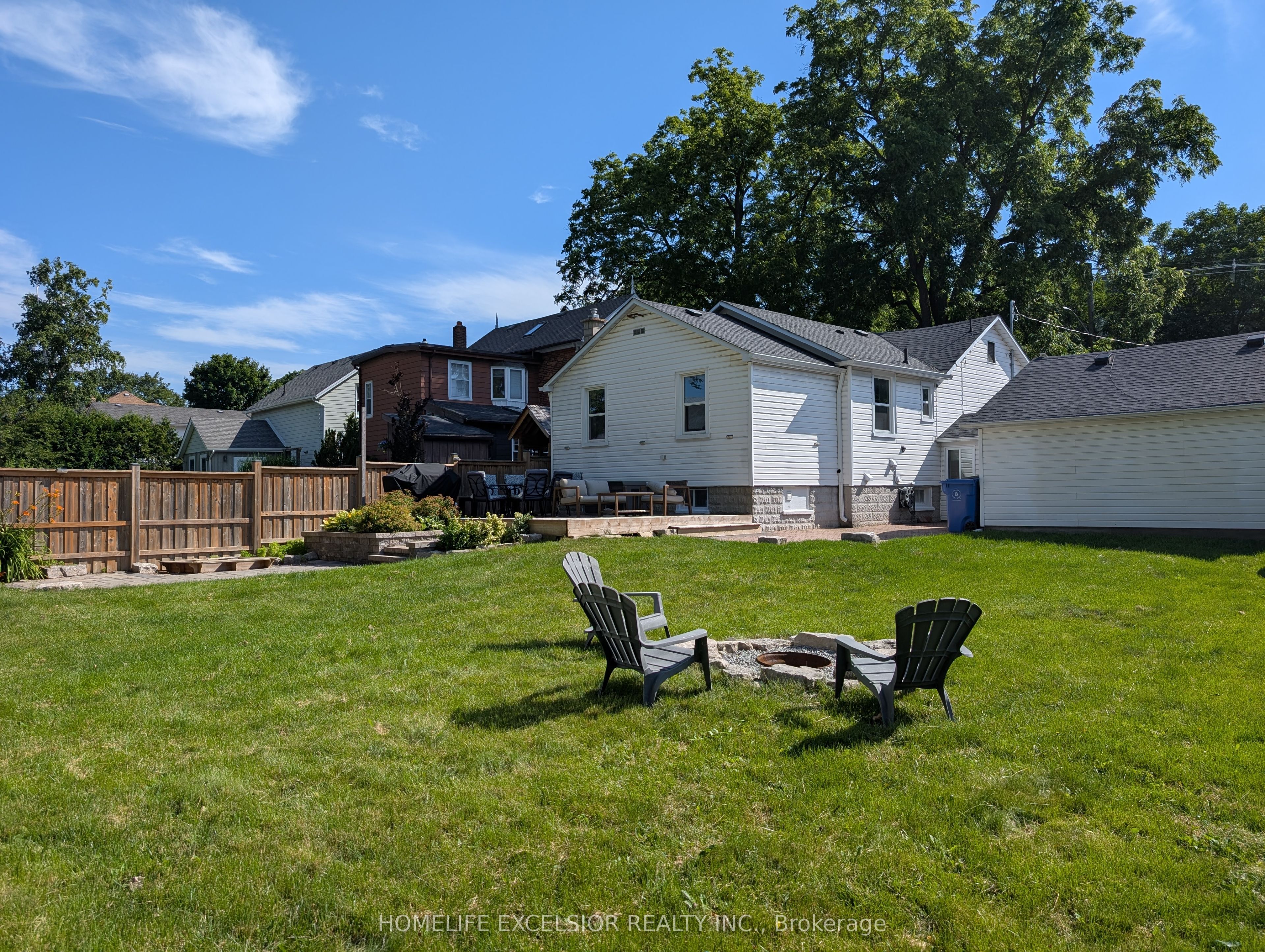 4 Albert Street Property Photo 42