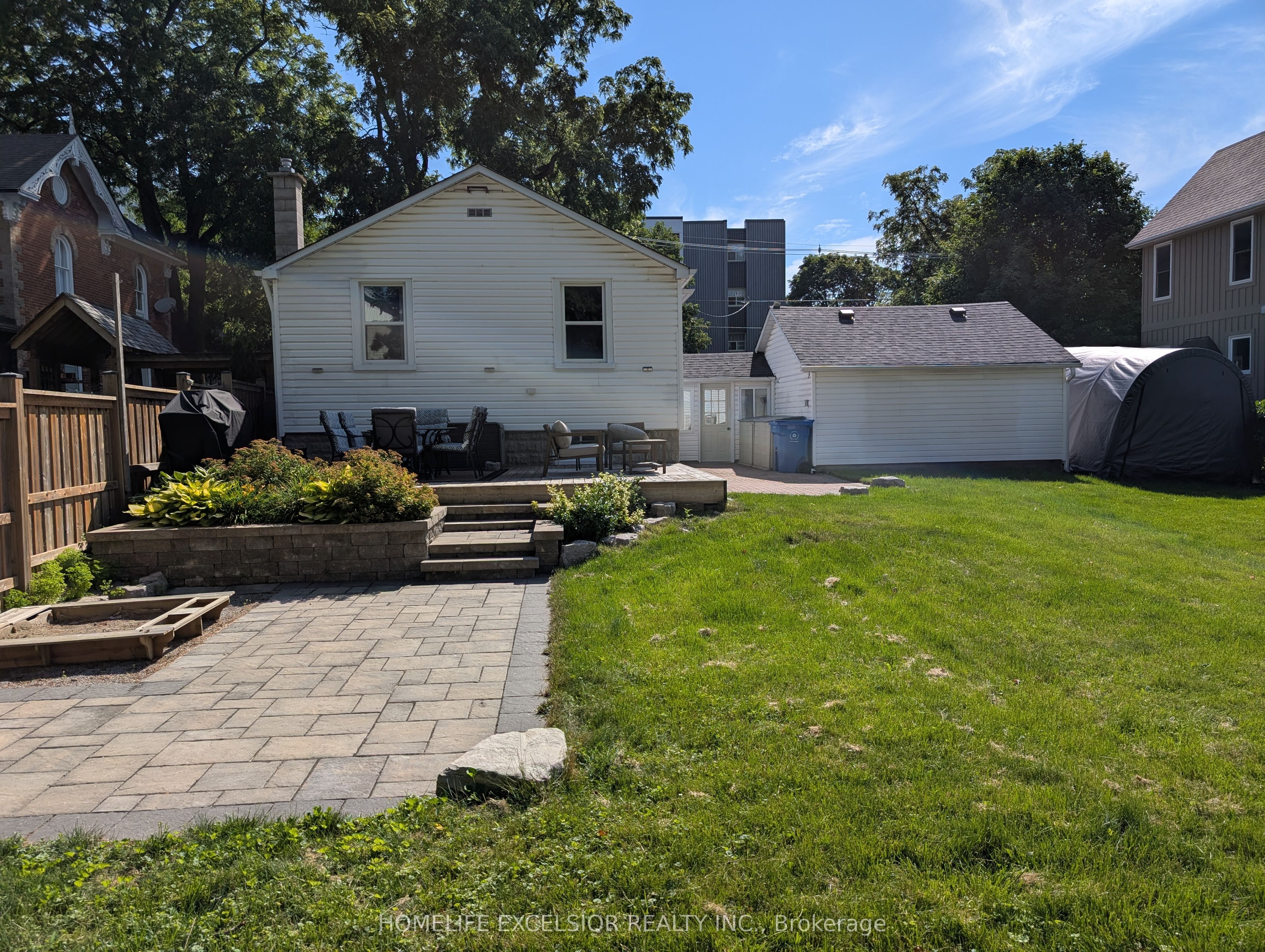 4 Albert Street Property Photo 44