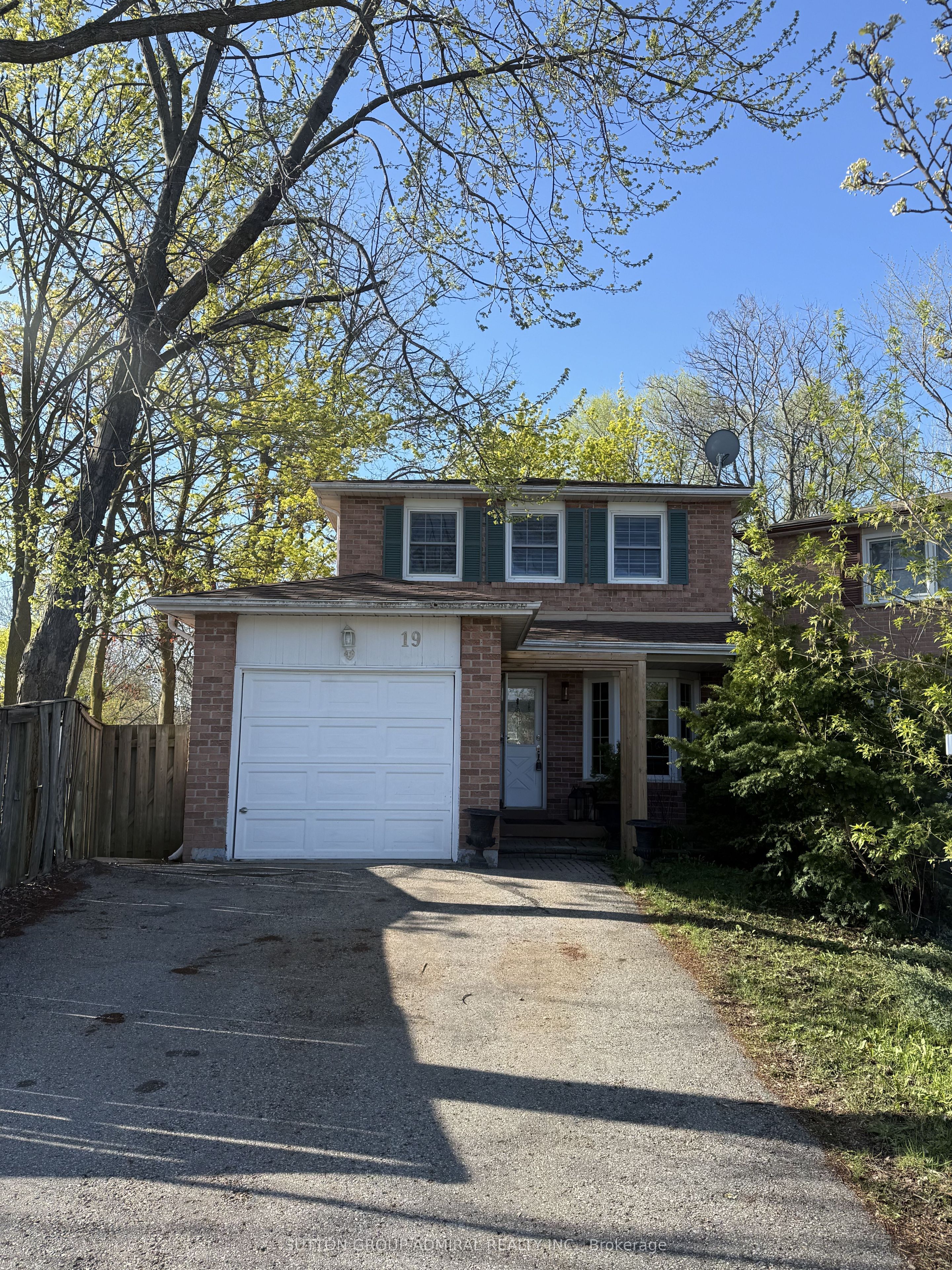 19 Backus Court Property Photo 1