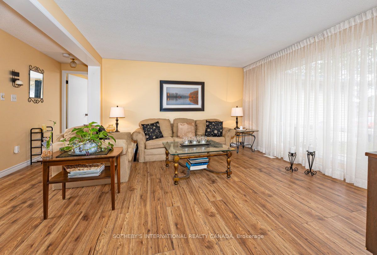 101 Tecumseth Pines Drive Property Photo 6
