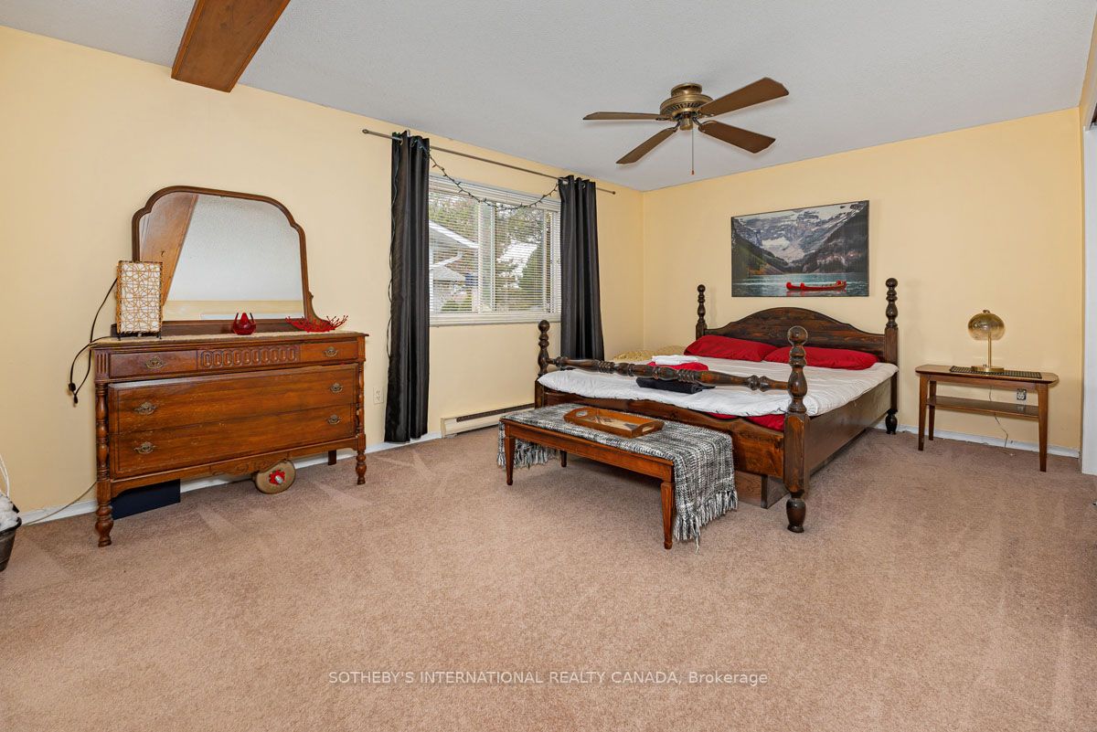 101 Tecumseth Pines Drive Property Photo 14