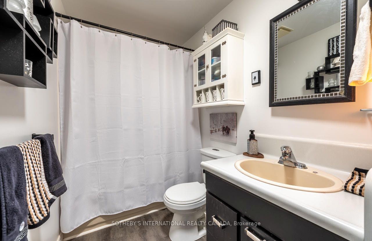 101 Tecumseth Pines Drive Property Photo 19