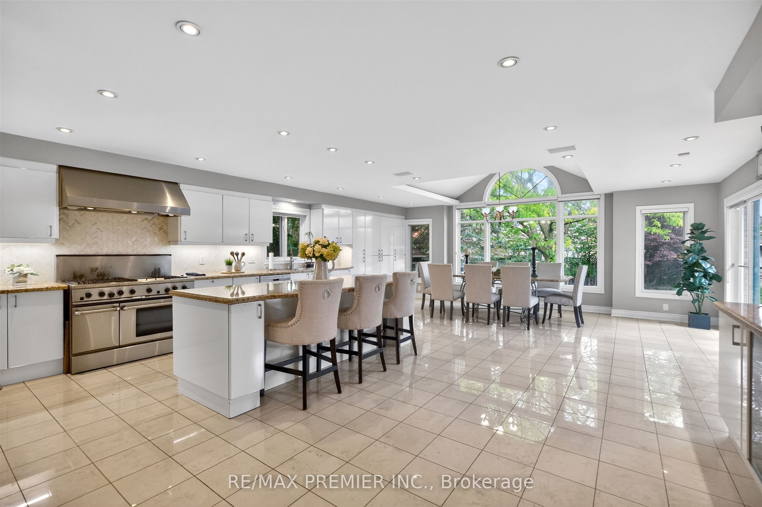 298 Castlehill Road Property Photo 7