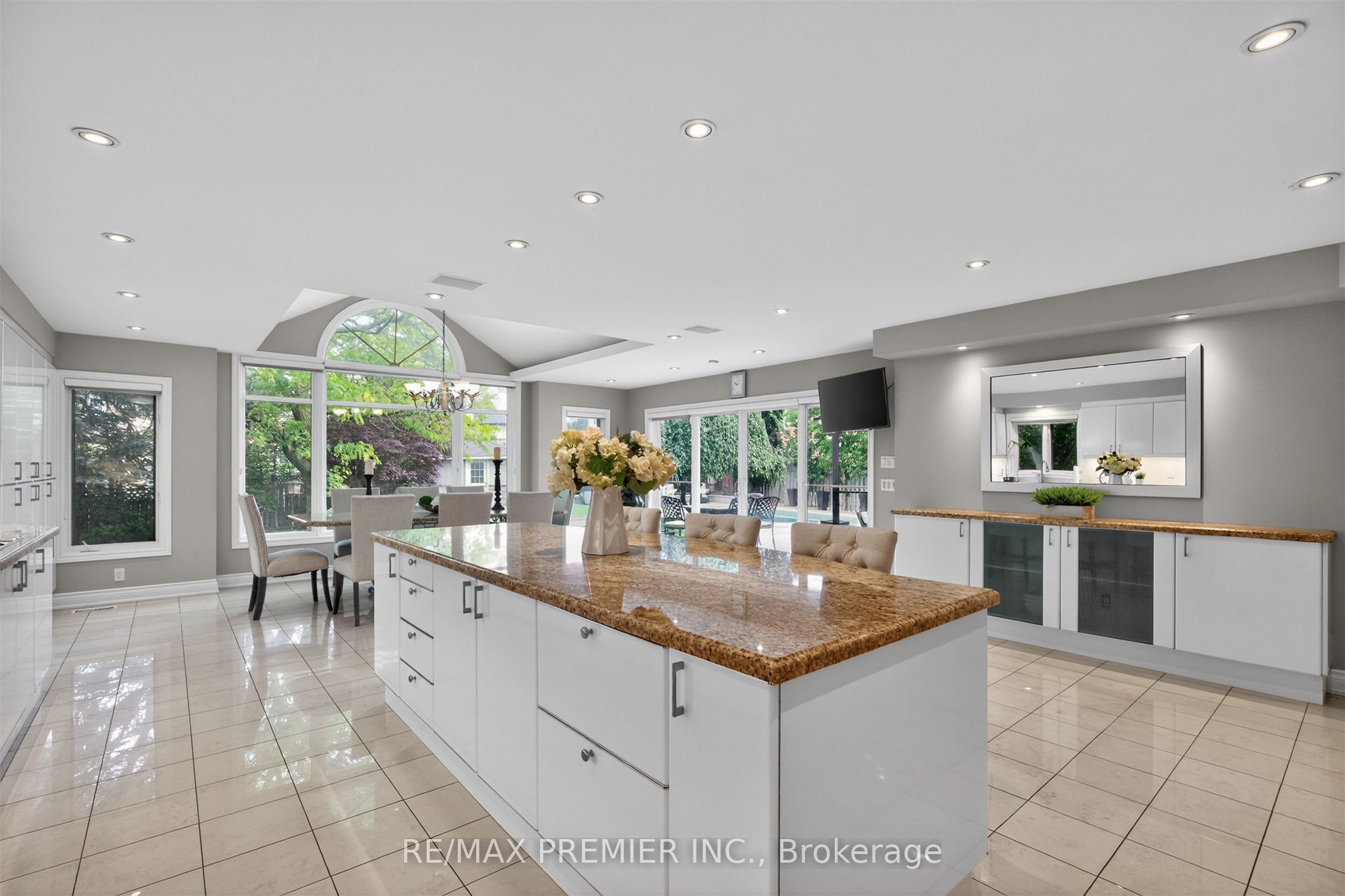 298 Castlehill Road Property Photo 8